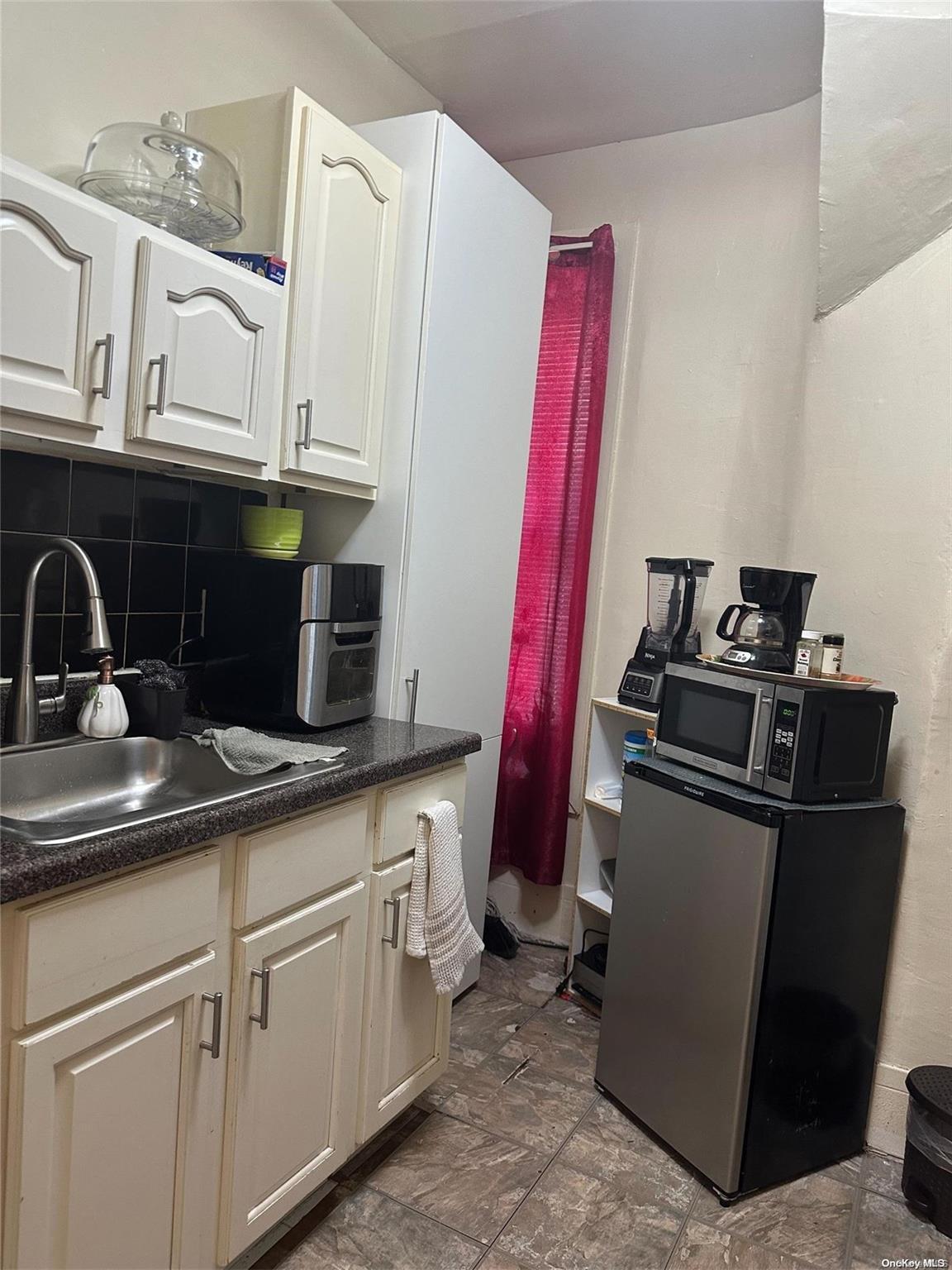 Commercial Sale Knickerbocker  Brooklyn, NY 11207, MLS-L3516183-18