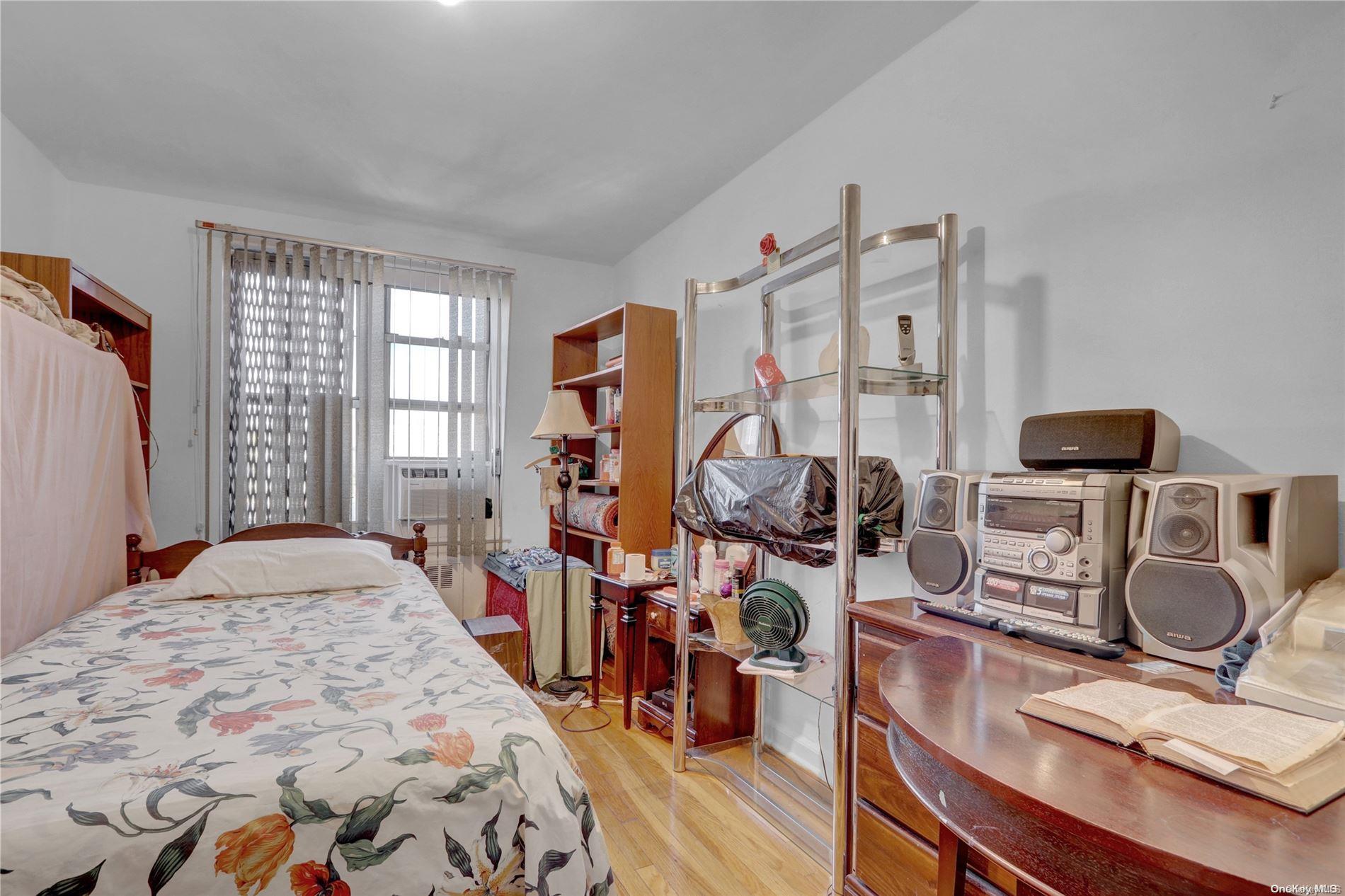 Coop 201st  Bronx, NY 10458, MLS-L3516340-11