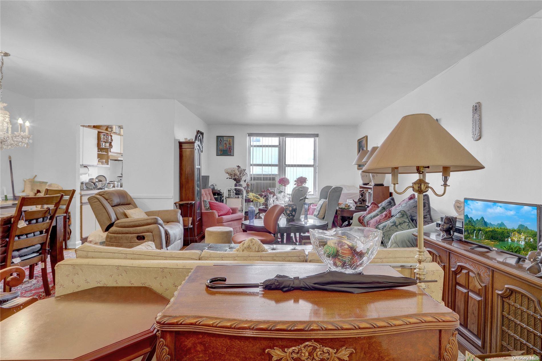Coop 201st  Bronx, NY 10458, MLS-L3516340-17