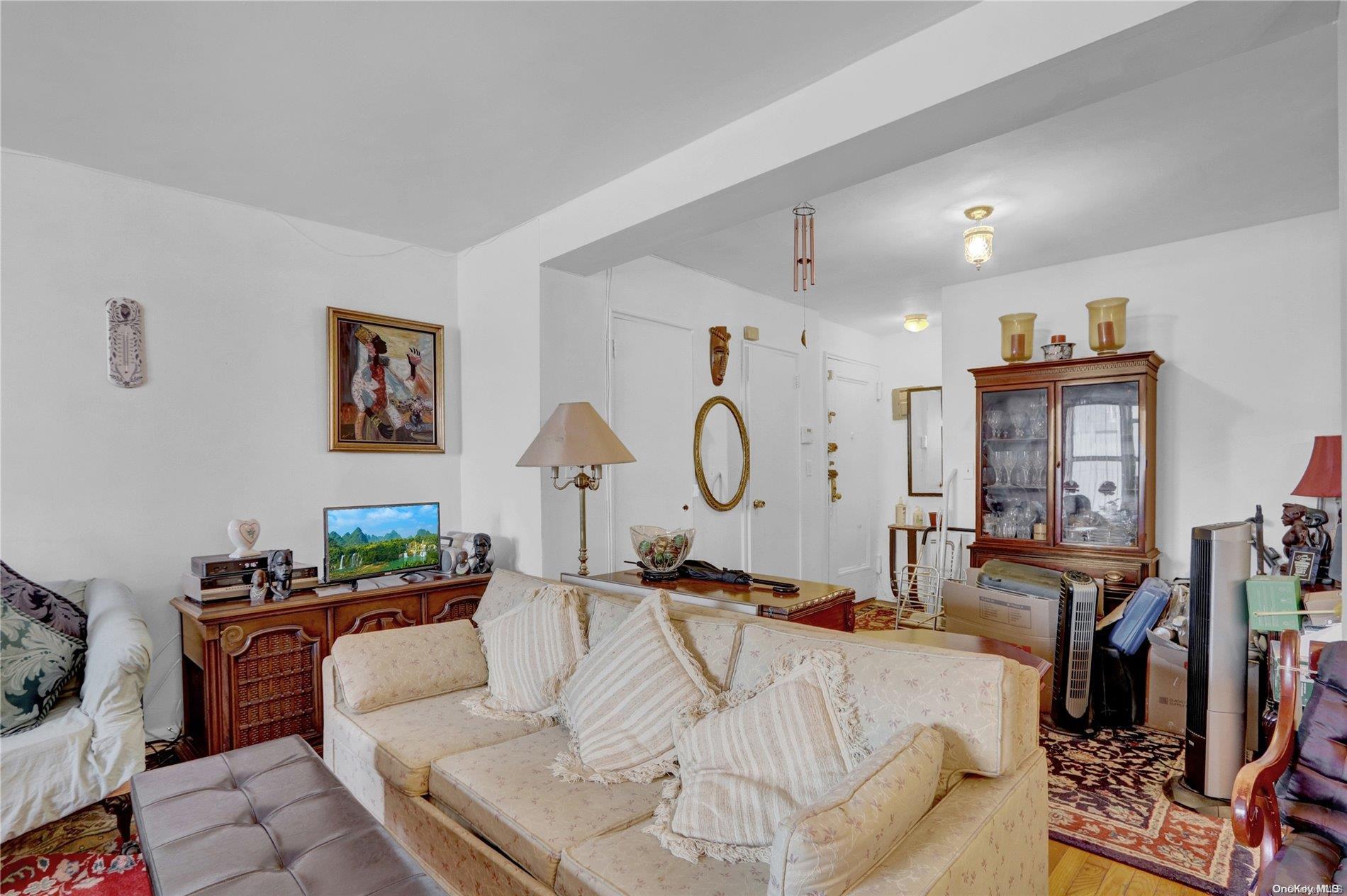 Coop 201st  Bronx, NY 10458, MLS-L3516340-19