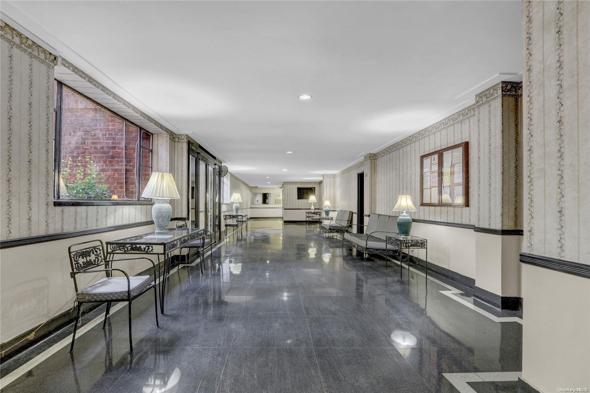Coop 201st  Bronx, NY 10458, MLS-L3516340-4