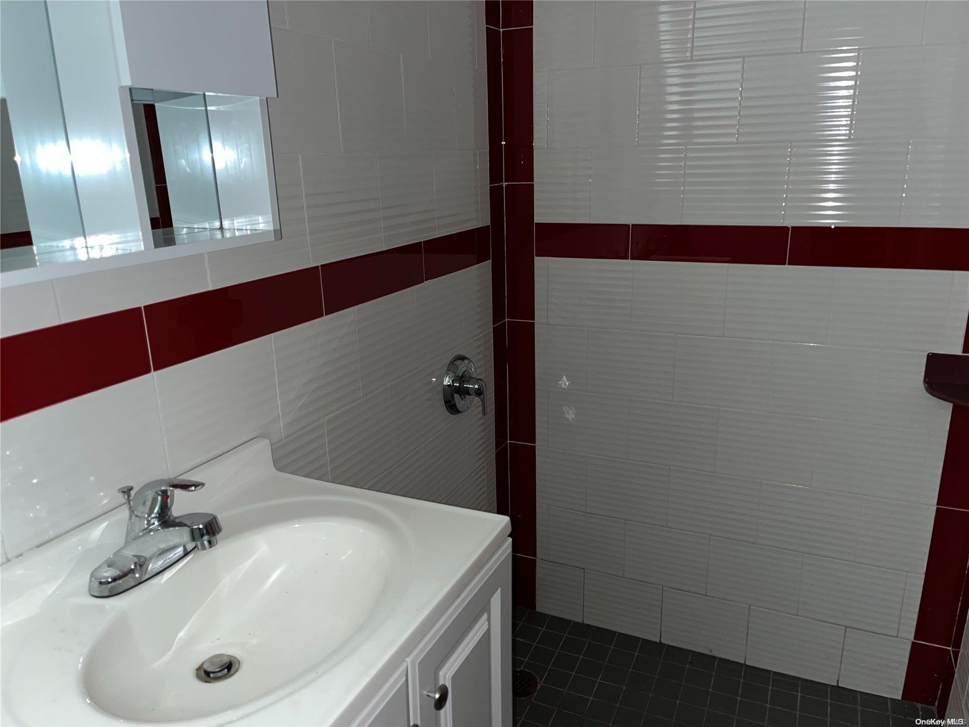 Single Family Foothill  Queens, NY 11423, MLS-L3516531-22