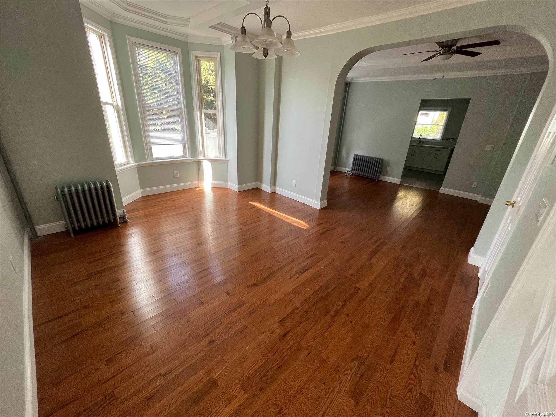 Single Family Foothill  Queens, NY 11423, MLS-L3516531-4
