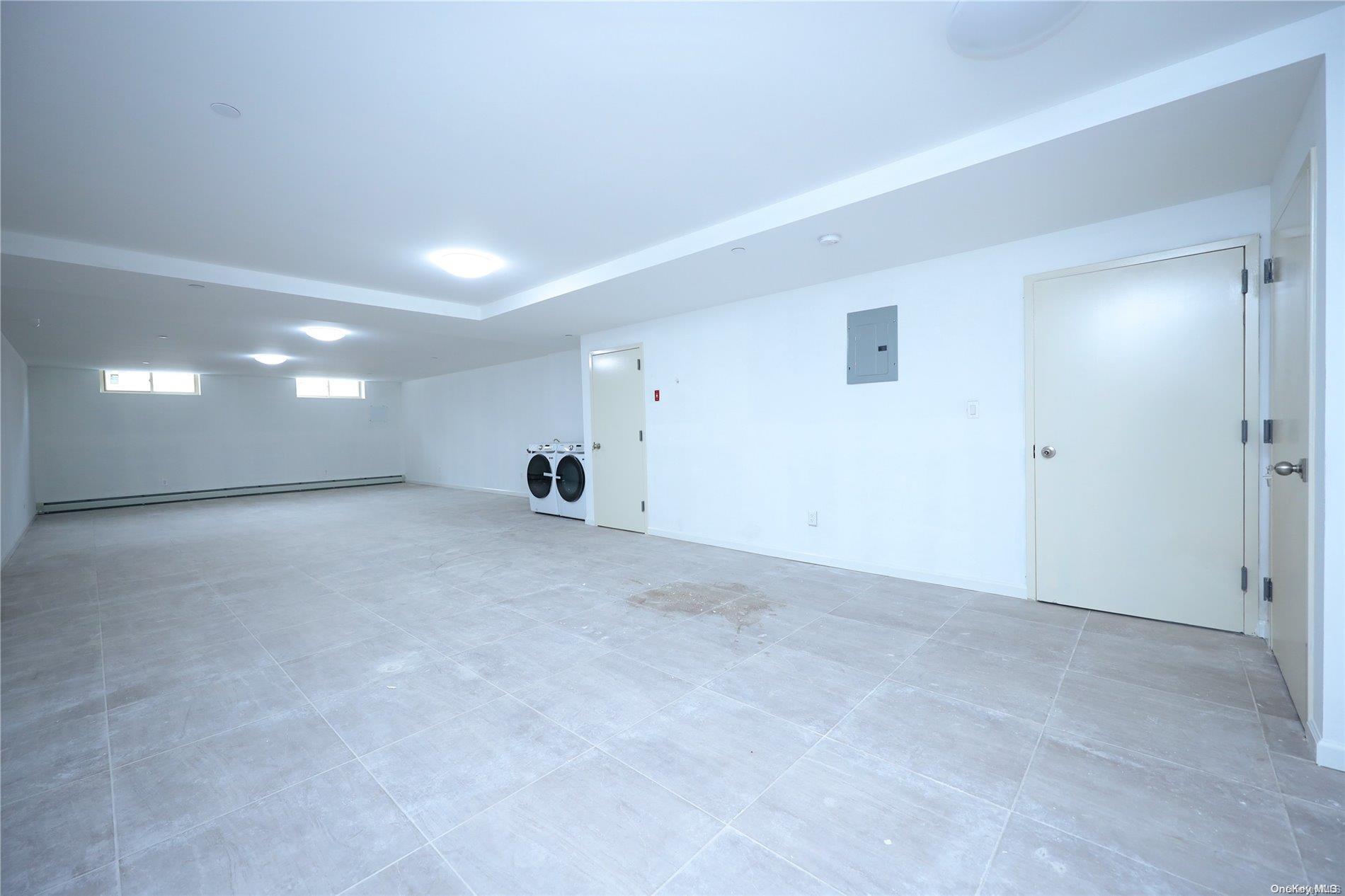 Single Family 58th Street  Queens, NY 11377, MLS-L3520179-14