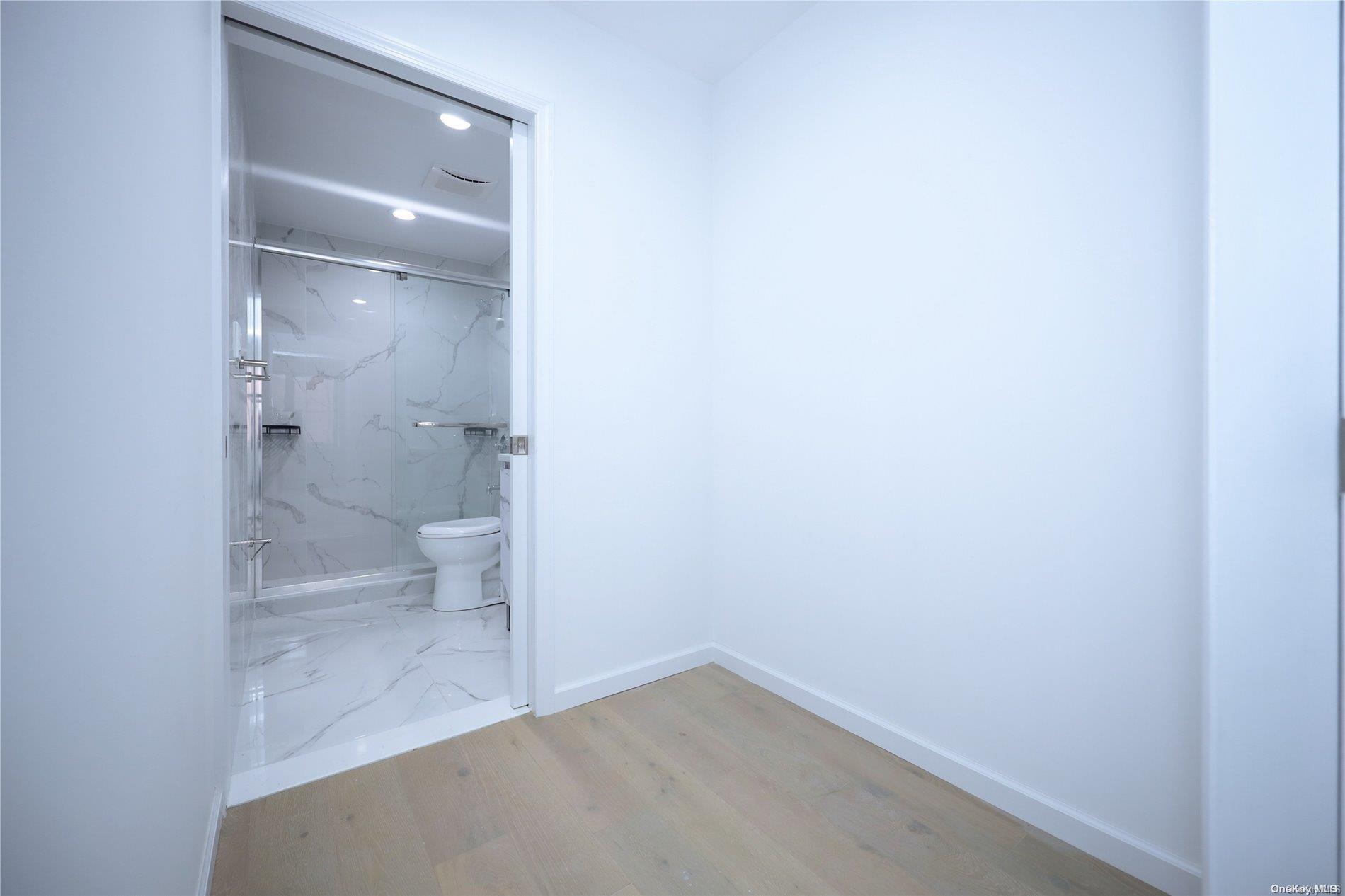 Single Family 58th Street  Queens, NY 11377, MLS-L3520179-25