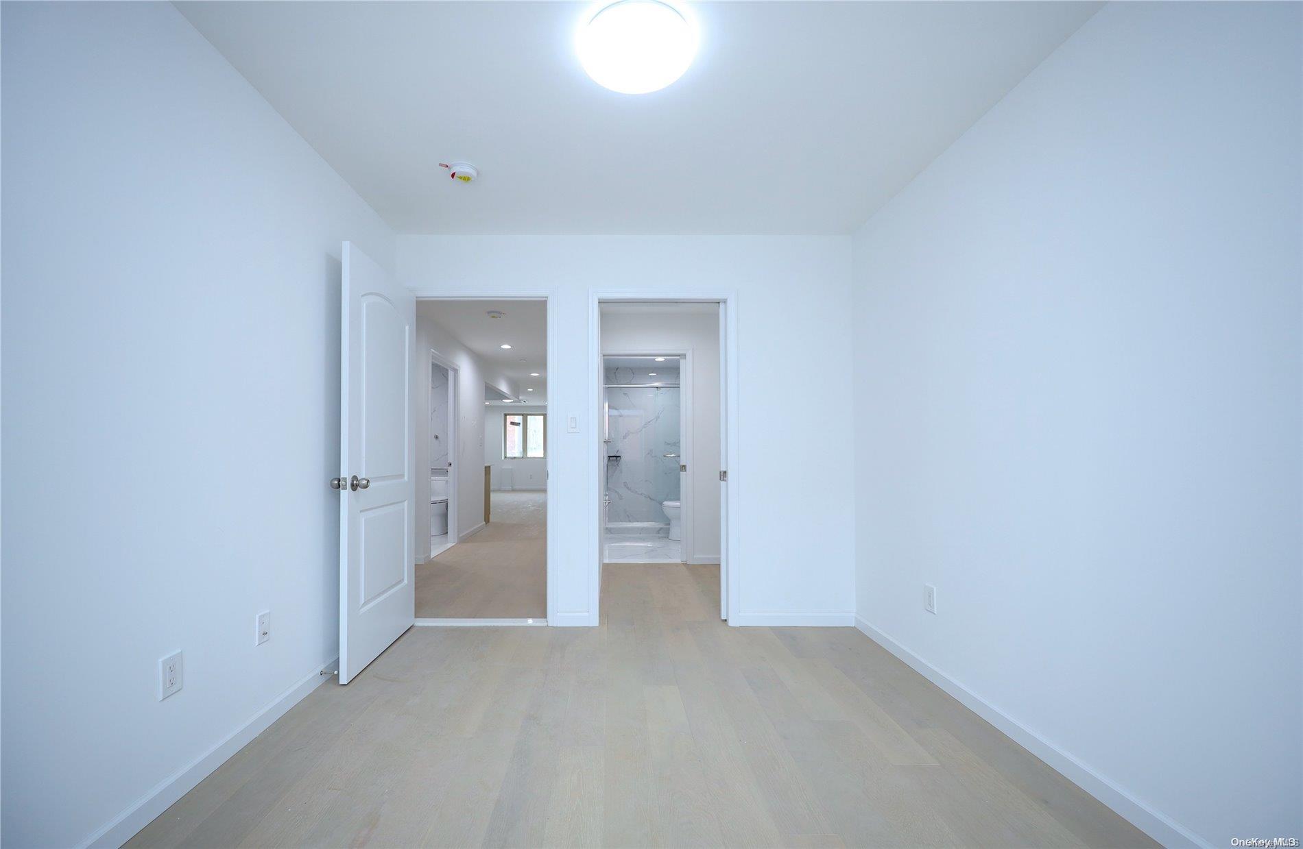 Single Family 58th Street  Queens, NY 11377, MLS-L3520179-8