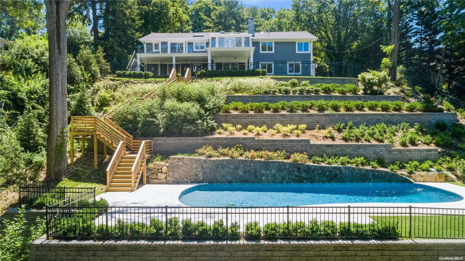 Single Family Mimosa  Nassau County, NY 11576, MLS-L3520330-33