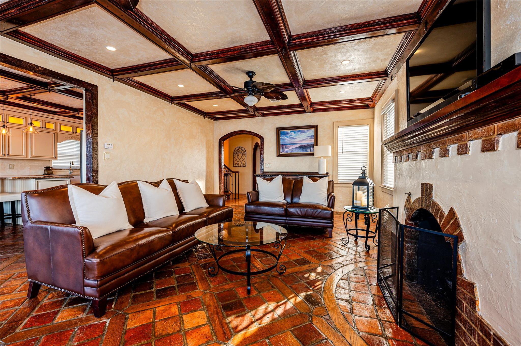 Single Family Bay Nassau County, NY 11509, MLS-L3520482-10