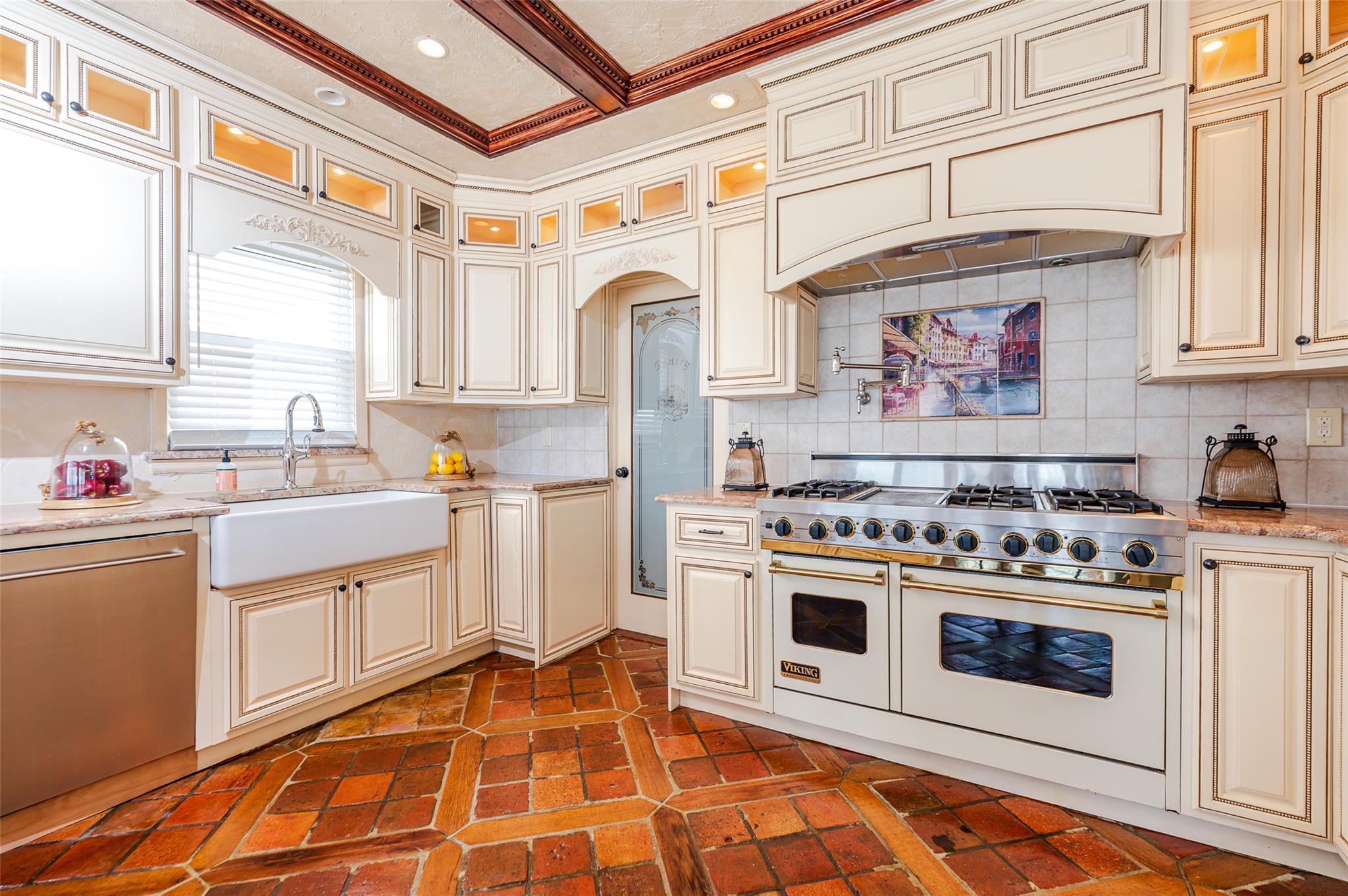 Single Family Bay Nassau County, NY 11509, MLS-L3520482-14