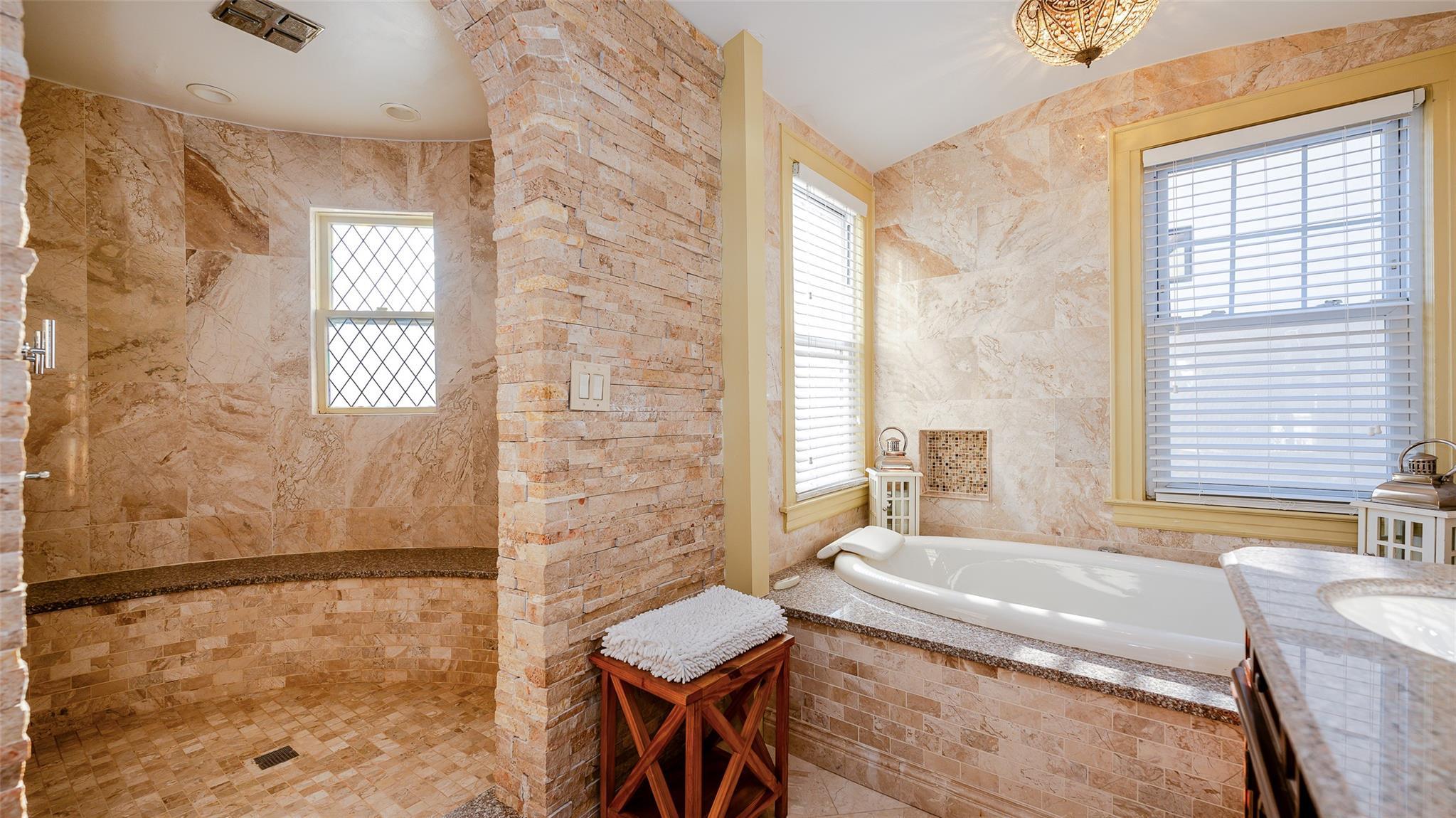 Single Family Bay Nassau County, NY 11509, MLS-L3520482-22