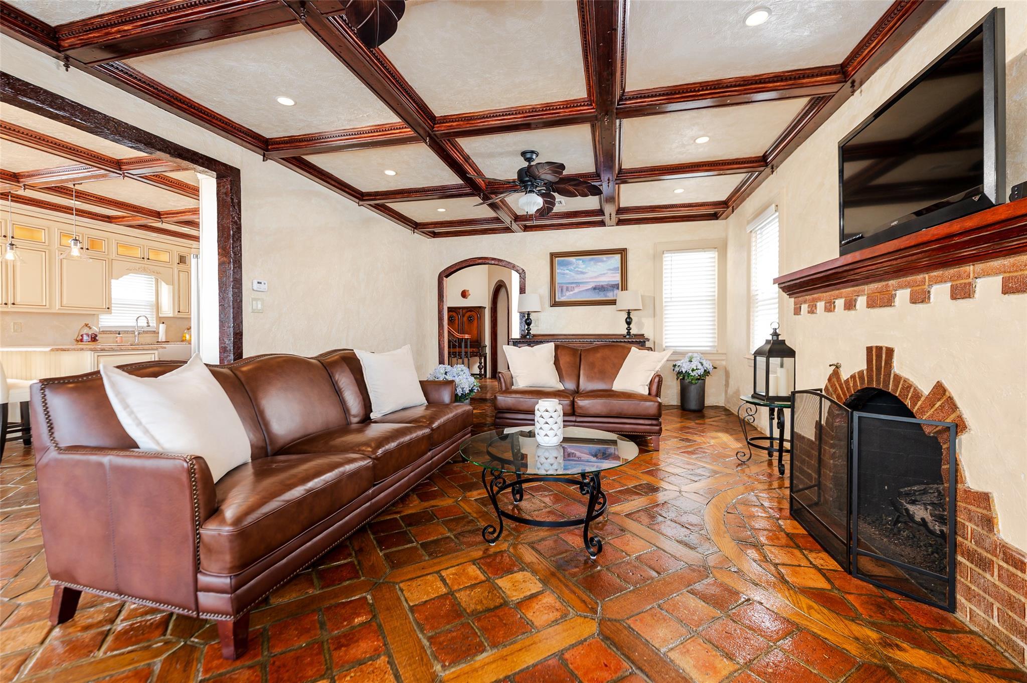 Single Family Bay Nassau County, NY 11509, MLS-L3520482-9