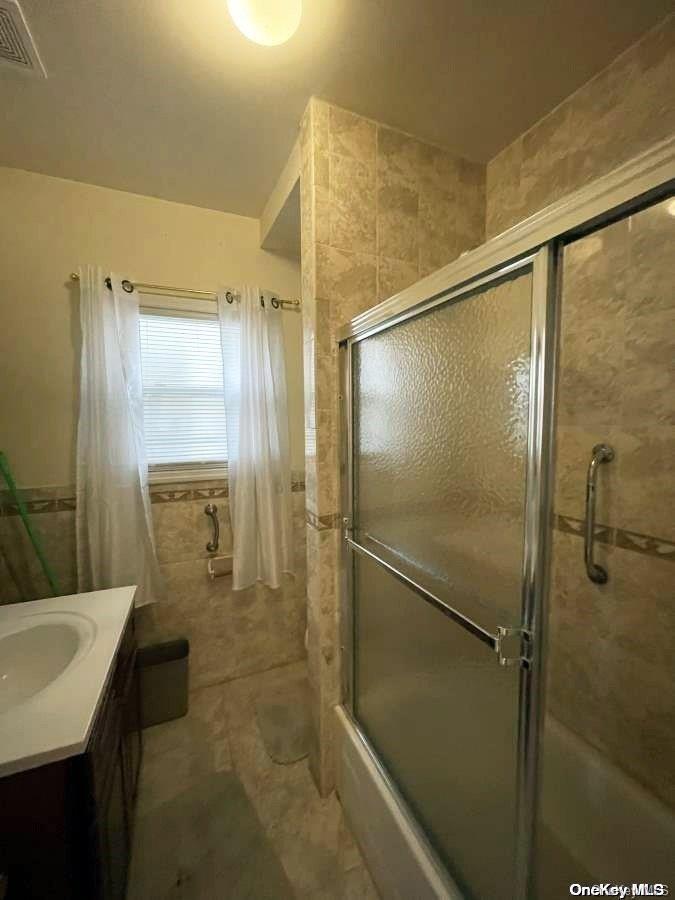 Single Family Chandler  Queens, NY 11691, MLS-L3523413-9