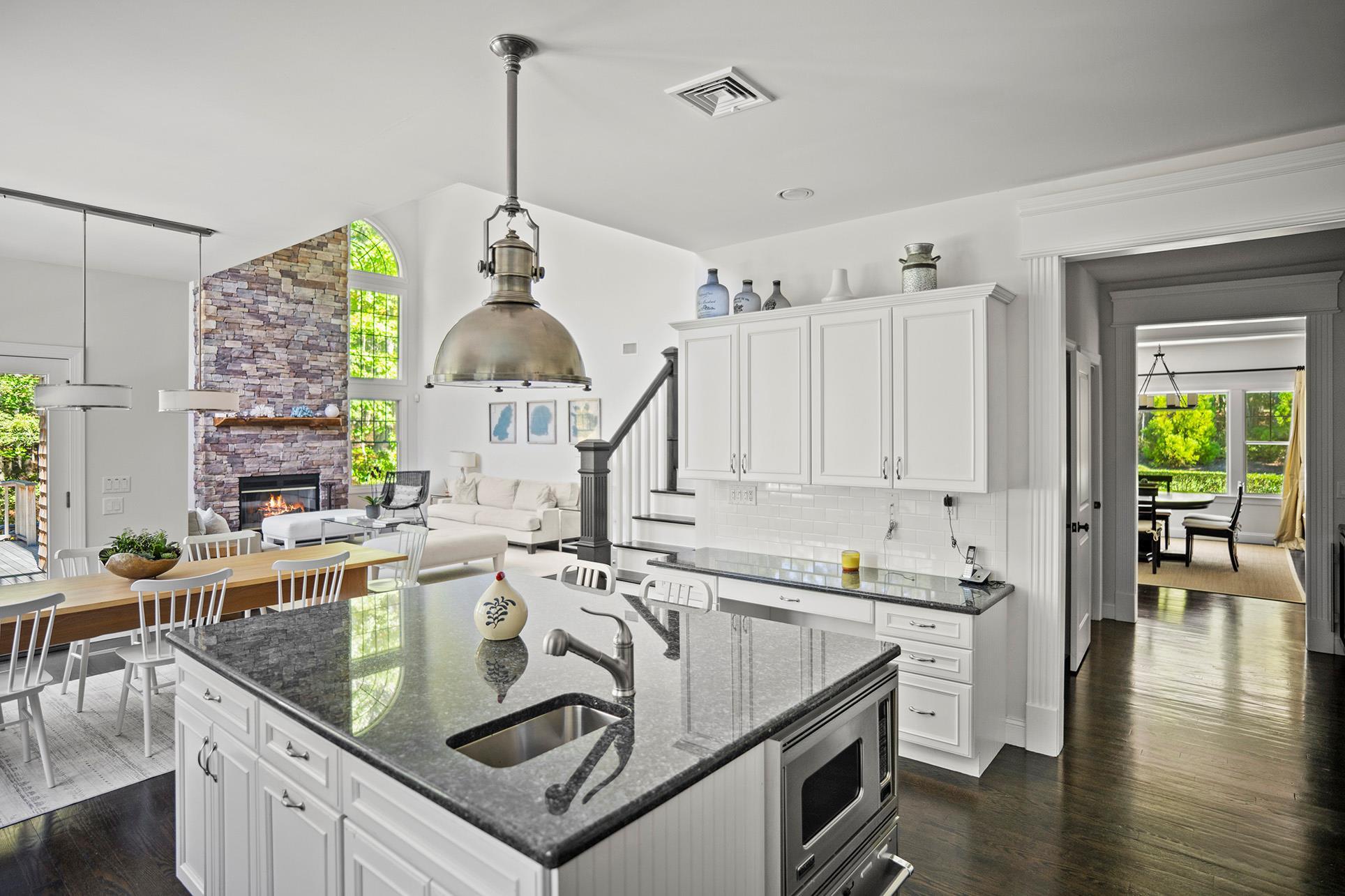 Single Family Ocean View Suffolk County, NY 11968, MLS-L3524017-13