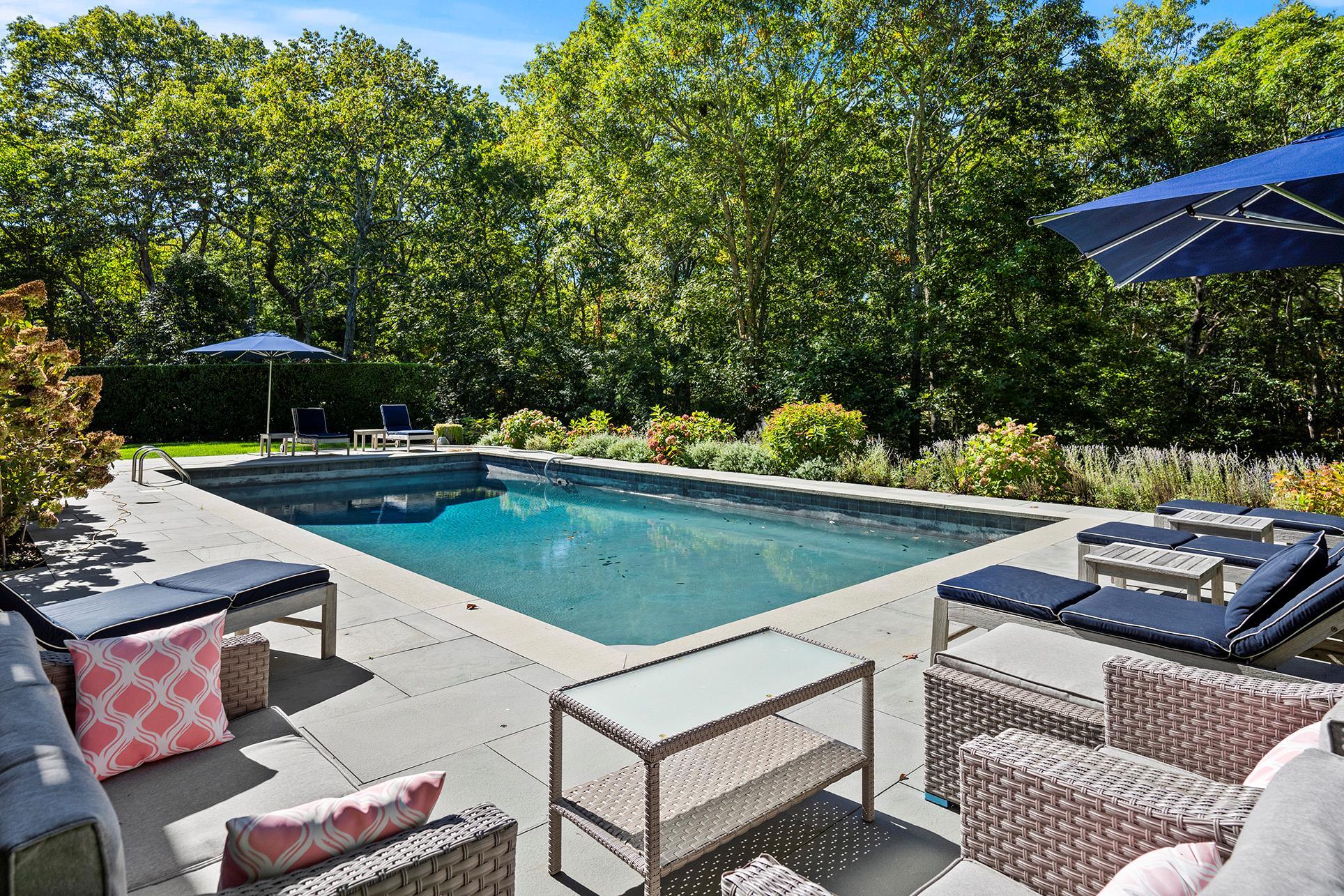 Single Family Ocean View Suffolk County, NY 11968, MLS-L3524017-6