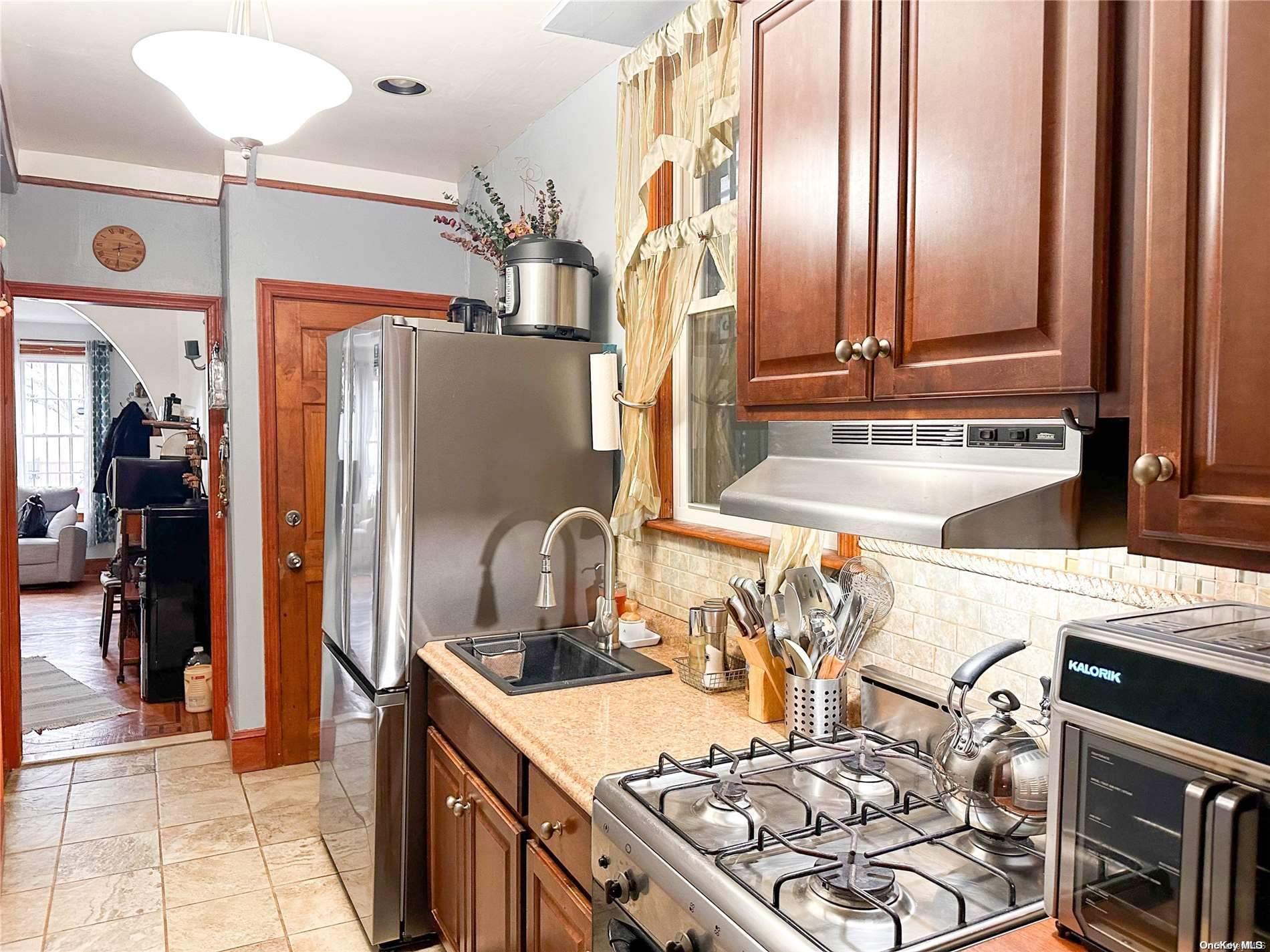 Single Family 92nd  Queens, NY 11369, MLS-L3525785-5