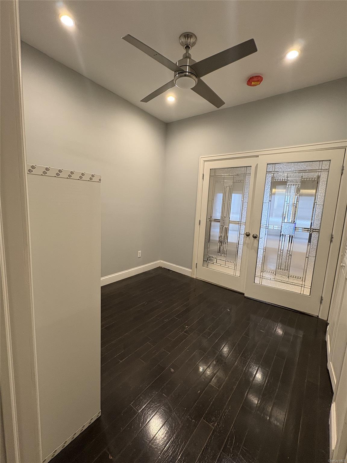 Single Family Cooper  Queens, NY 11385, MLS-L3525936-11