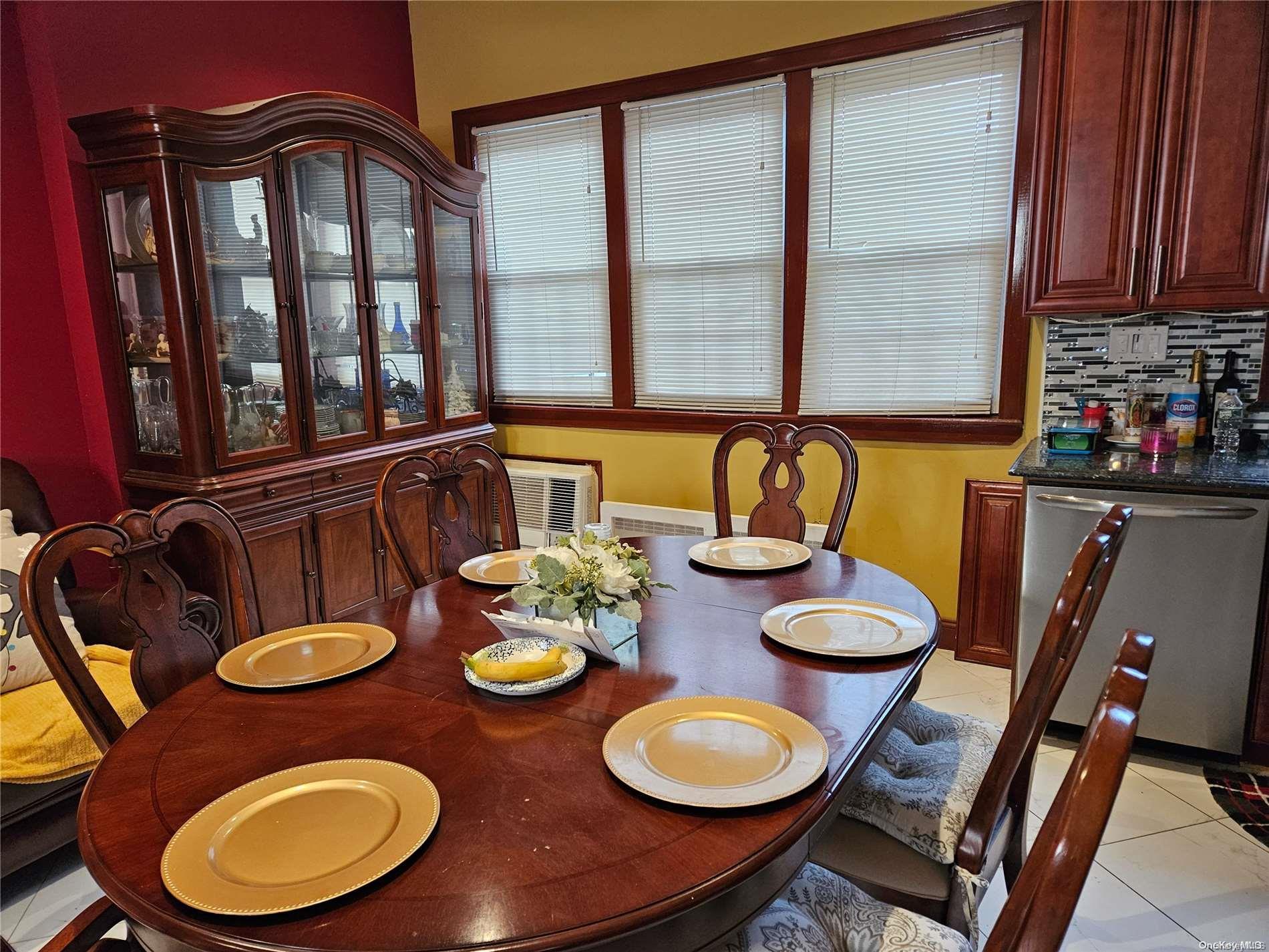 Single Family Cooper  Queens, NY 11385, MLS-L3525936-16