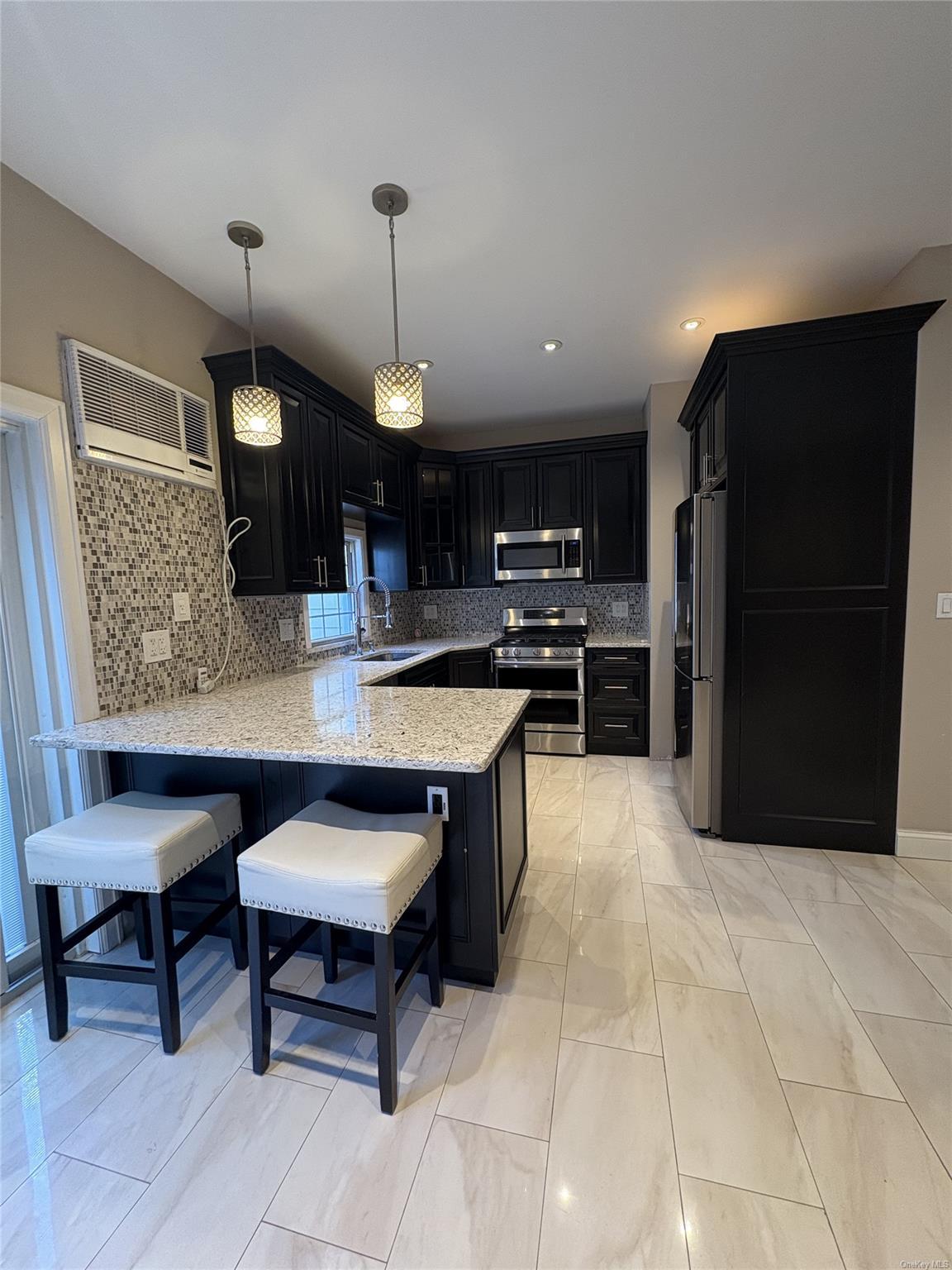 Single Family Cooper  Queens, NY 11385, MLS-L3525936-5