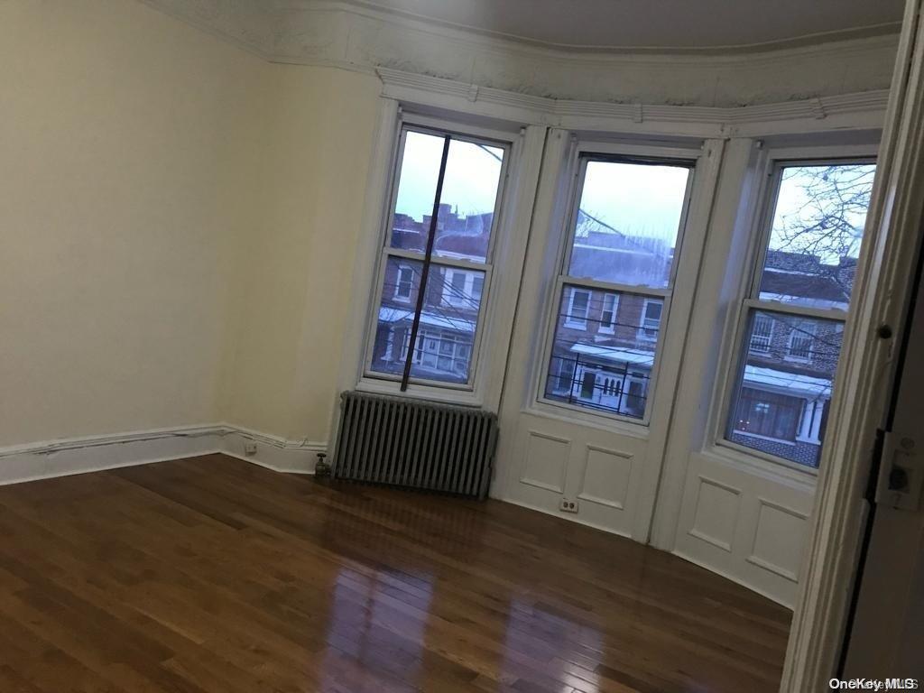 Single Family Ridgewood  Brooklyn, NY 11208, MLS-L3526759-28