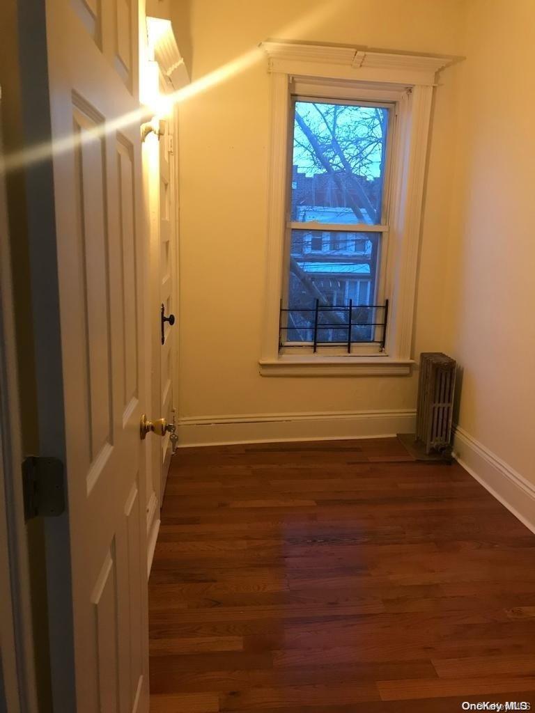 Single Family Ridgewood  Brooklyn, NY 11208, MLS-L3526759-29