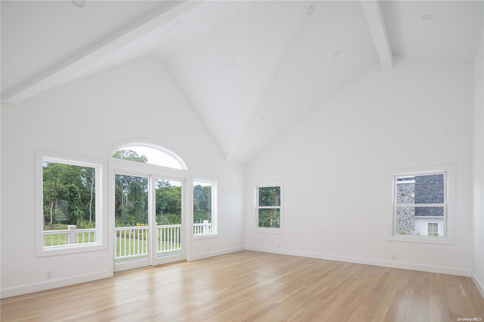 Single Family Hillcrest  Suffolk County, NY 11957, MLS-L3528746-11