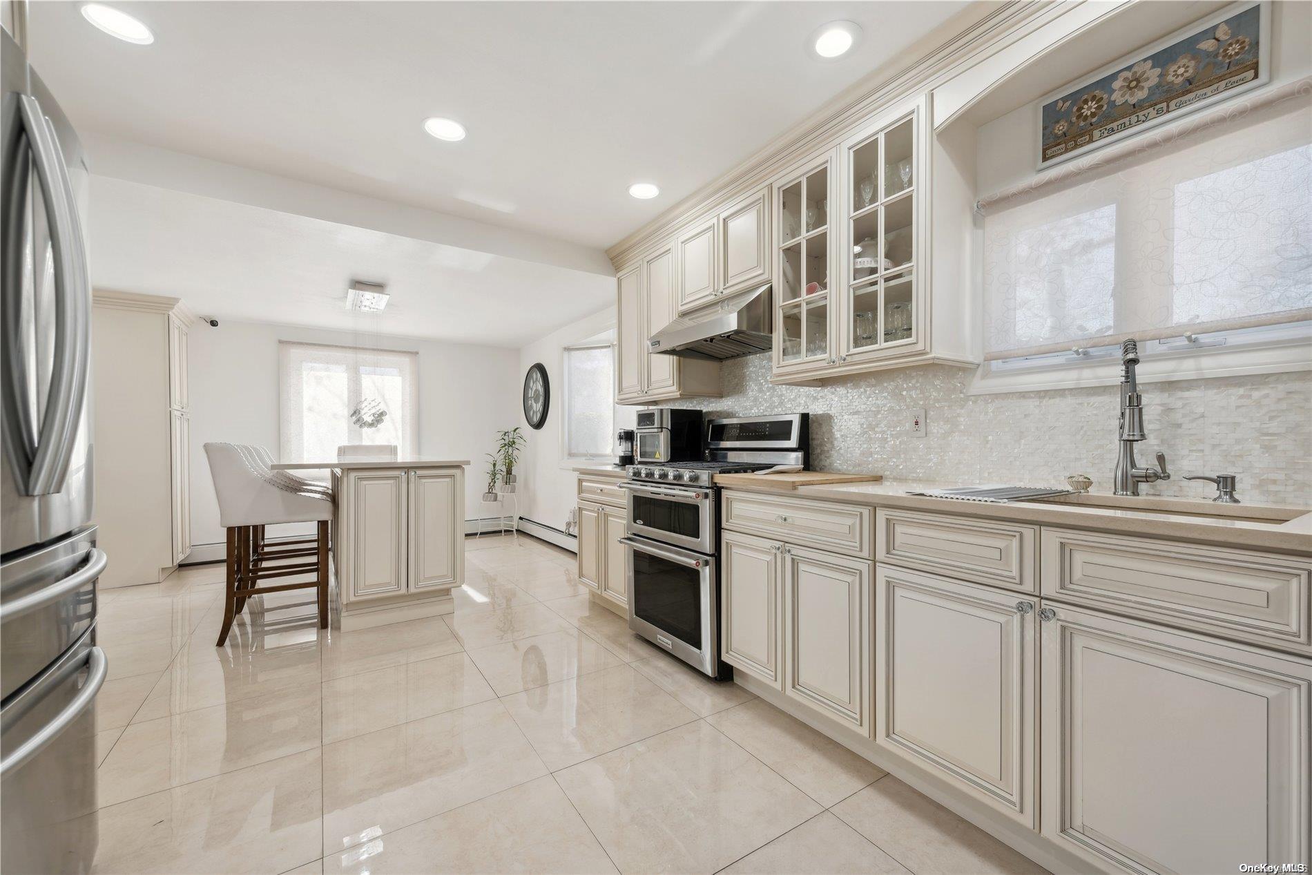 Single Family Shinbone  Suffolk County, NY 11725, MLS-L3529056-16