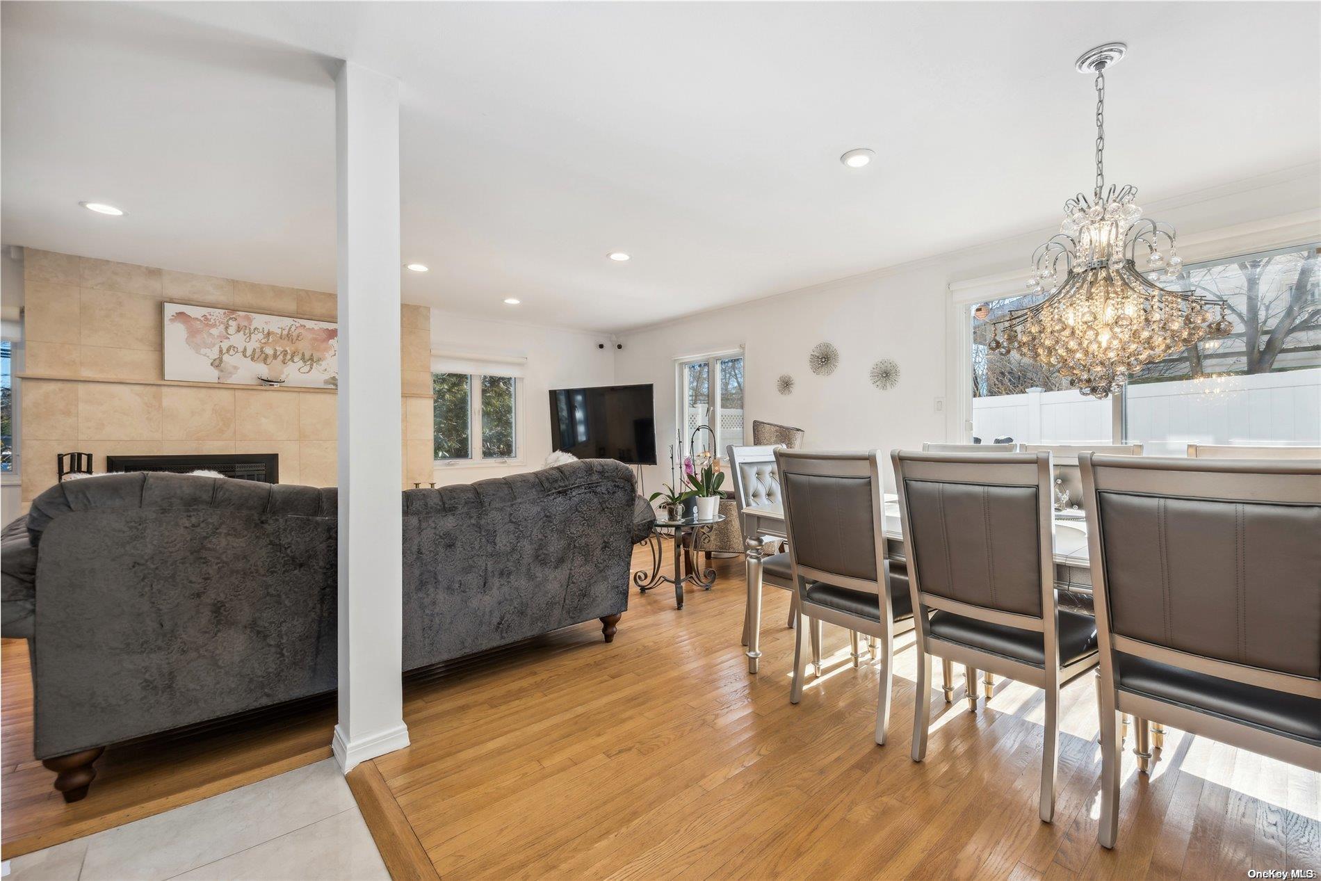Single Family Shinbone  Suffolk County, NY 11725, MLS-L3529056-23