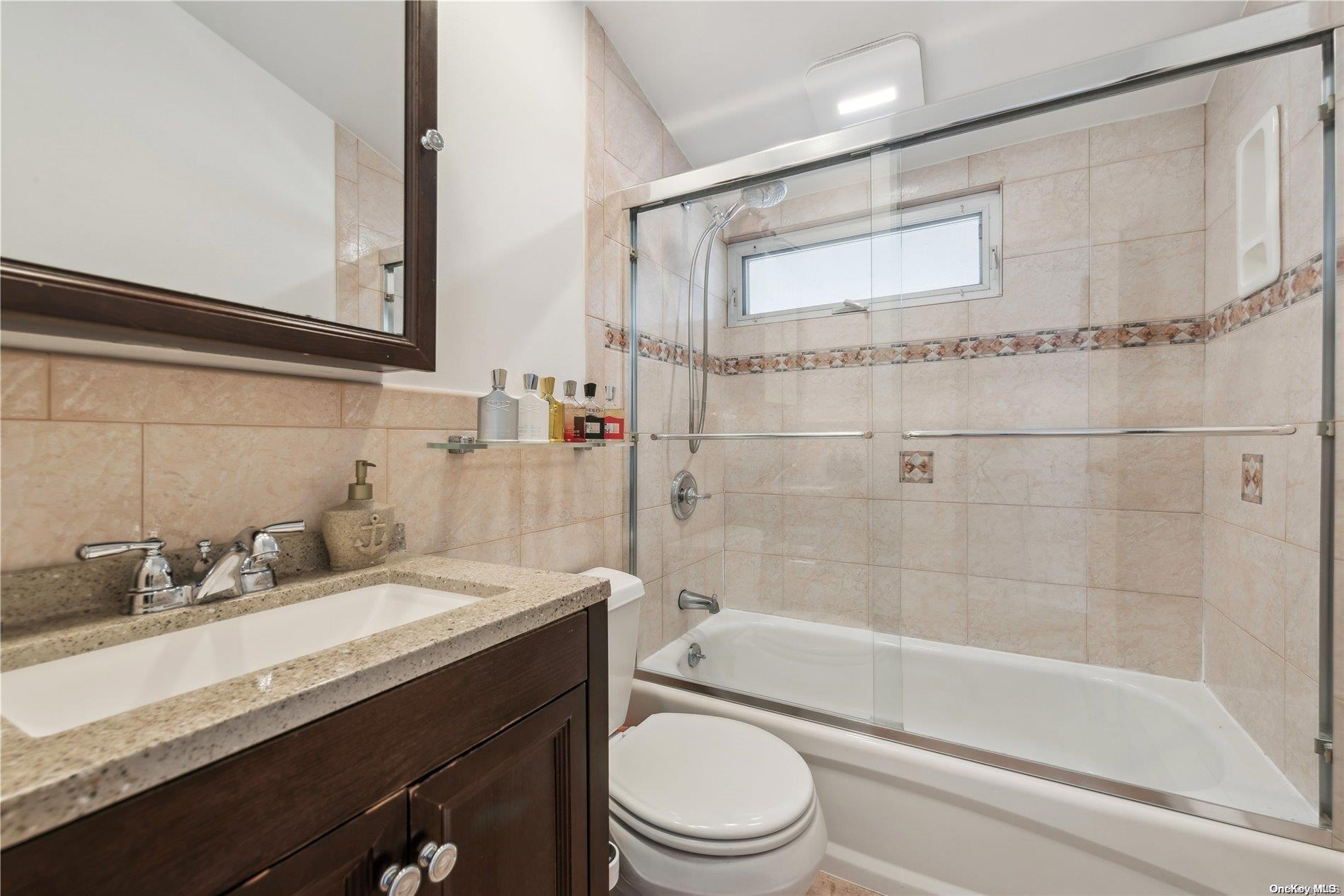 Single Family Shinbone  Suffolk County, NY 11725, MLS-L3529056-31