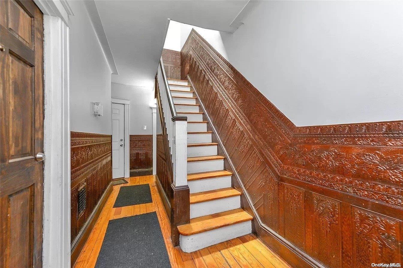 Single Family Metropolitan  Queens, NY 11379, MLS-L3529434-8