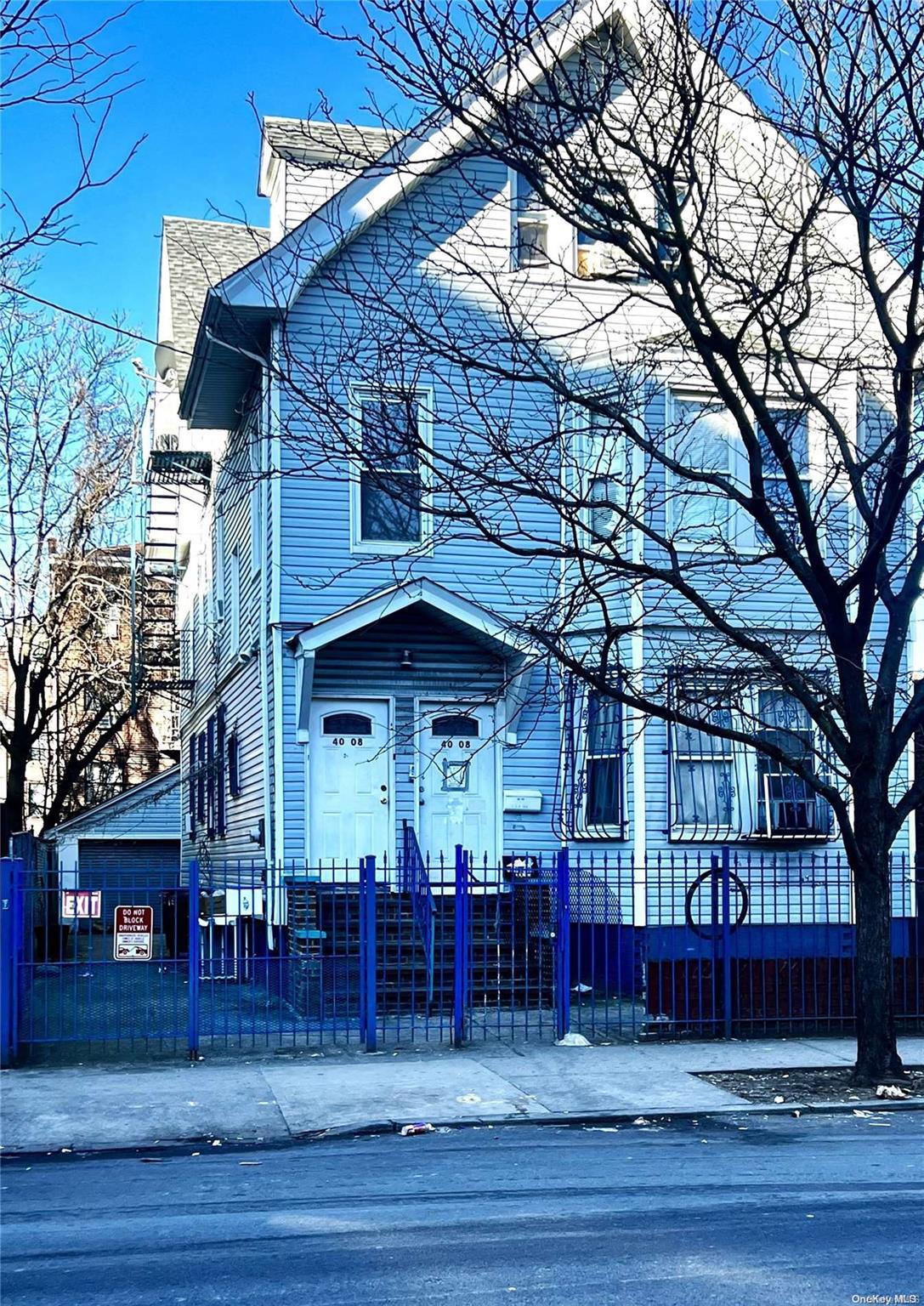 Single Family 69th  Queens, NY 11377, MLS-L3530129-2