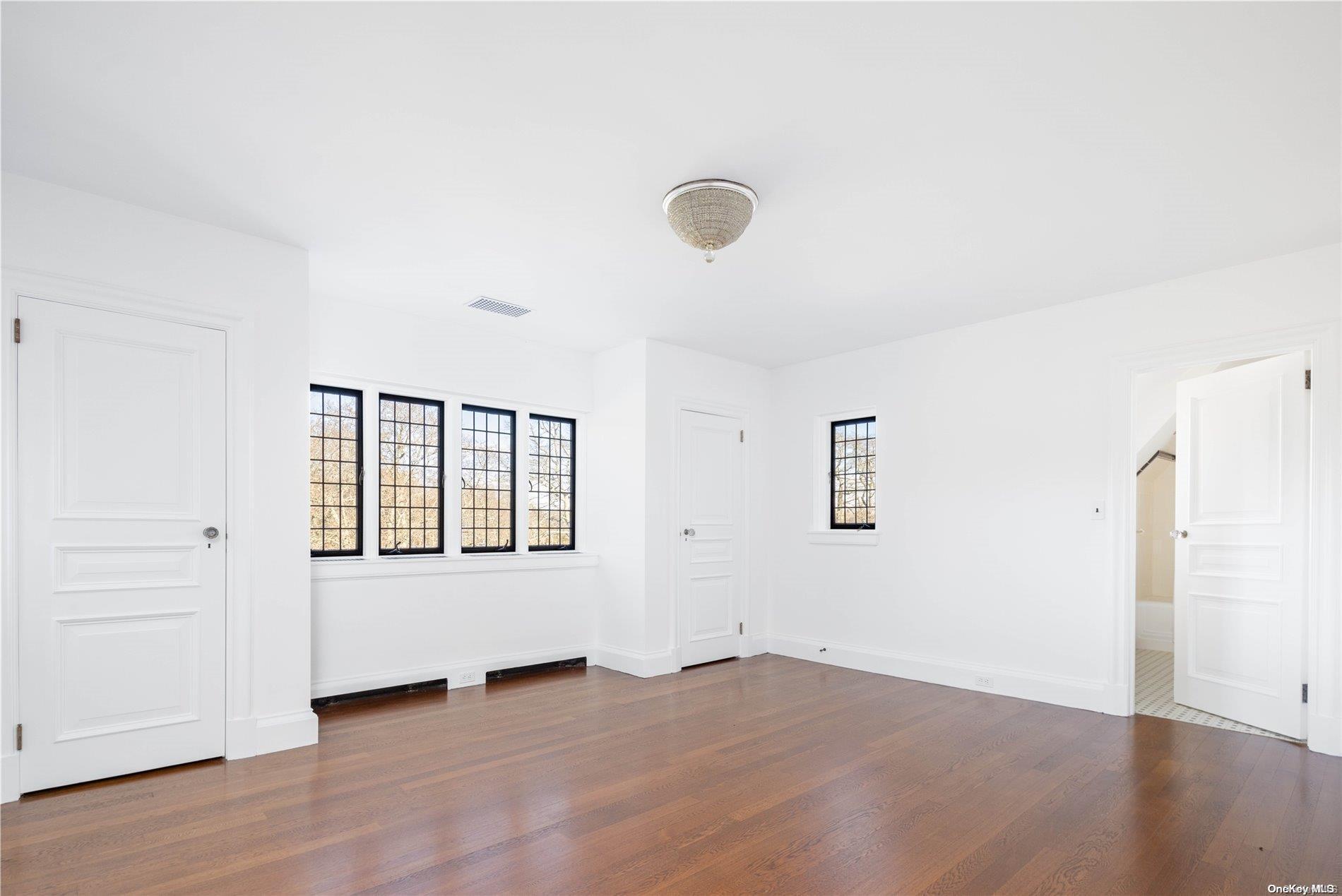 Single Family Tuthill  Suffolk County, NY 11960, MLS-L3530281-21