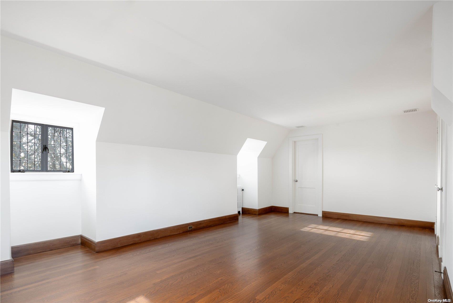 Single Family Tuthill  Suffolk County, NY 11960, MLS-L3530281-26