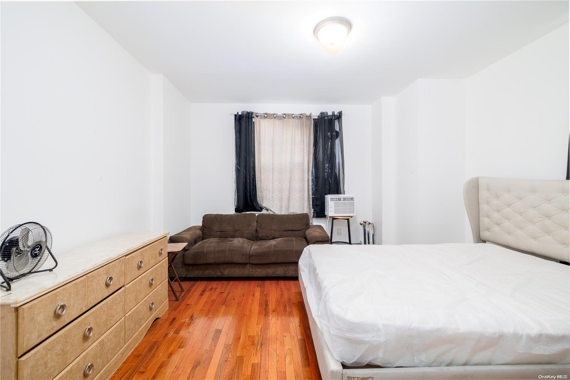 Single Family Courtlandt  Bronx, NY 10451, MLS-L3531497-15