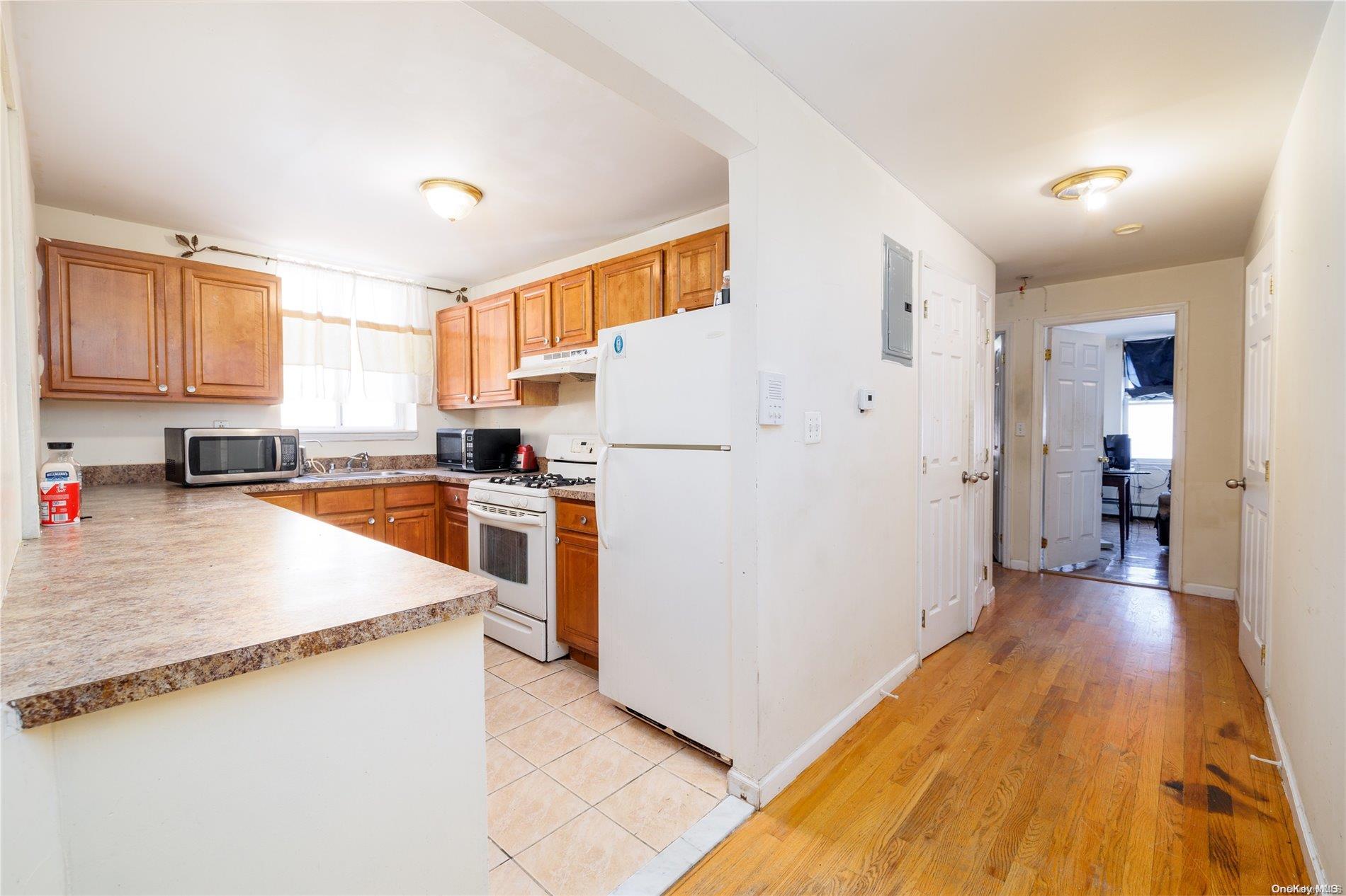 Single Family Courtlandt  Bronx, NY 10451, MLS-L3531497-16
