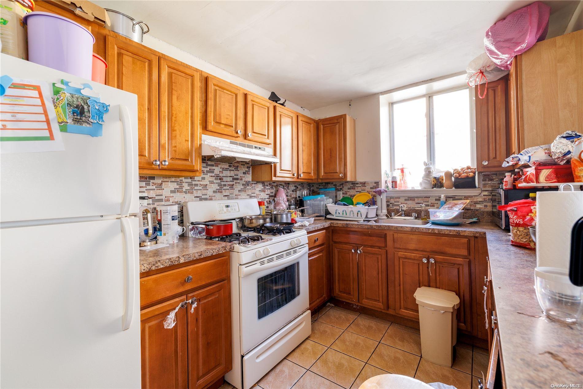 Single Family Courtlandt  Bronx, NY 10451, MLS-L3531497-18