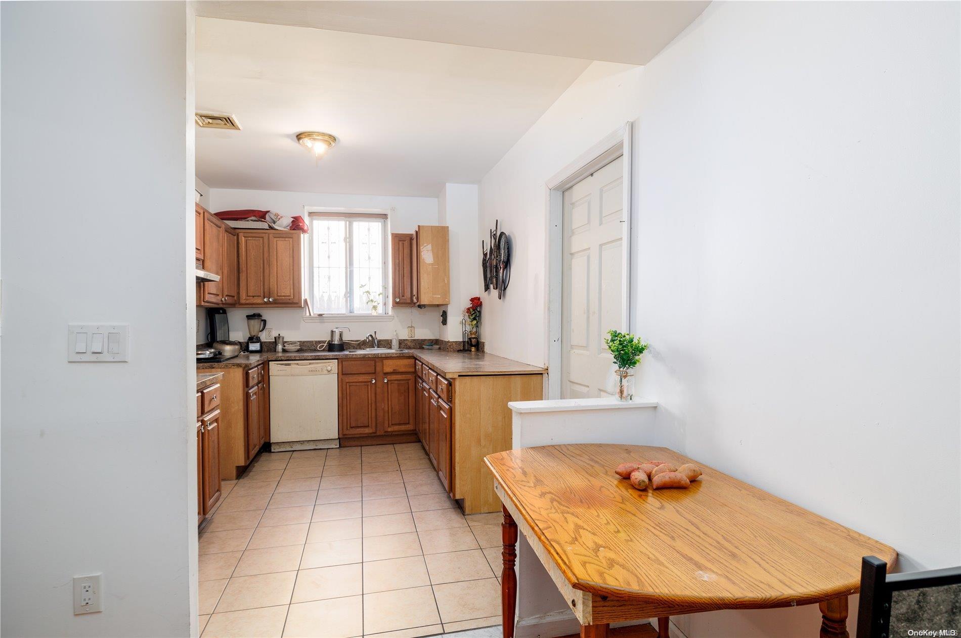 Single Family Courtlandt  Bronx, NY 10451, MLS-L3531497-19