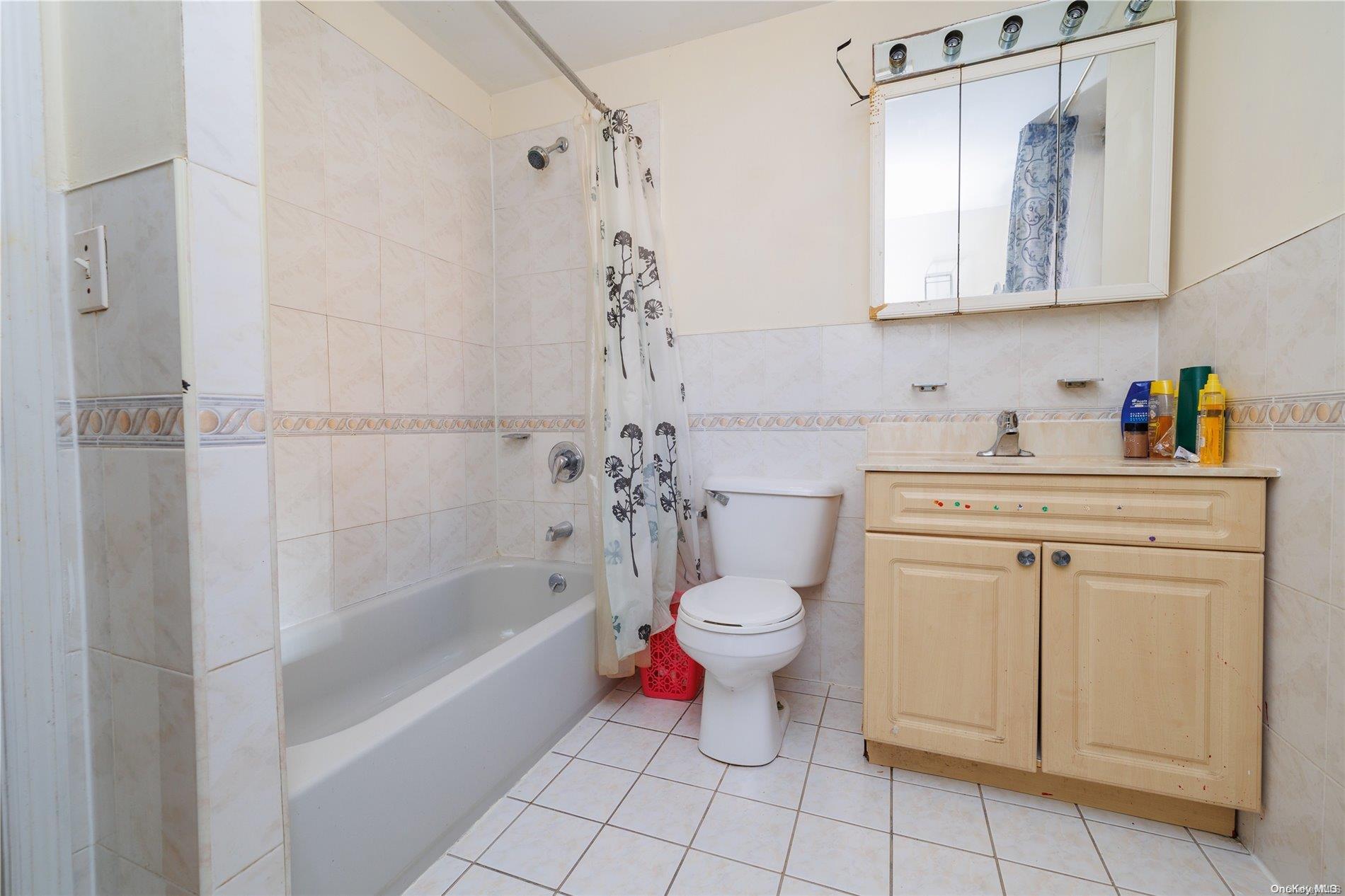 Single Family Courtlandt  Bronx, NY 10451, MLS-L3531497-3