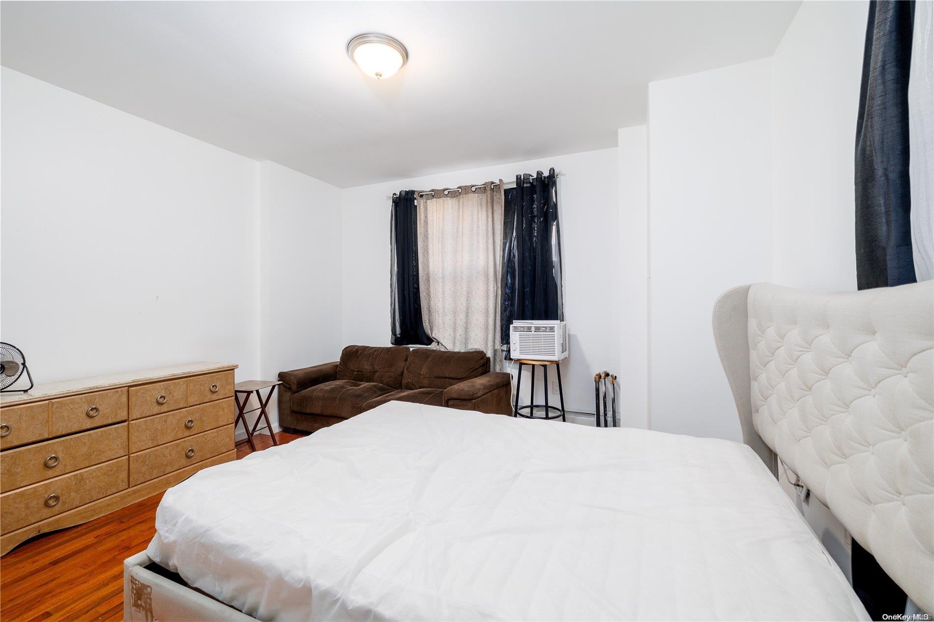 Single Family Courtlandt  Bronx, NY 10451, MLS-L3531497-9