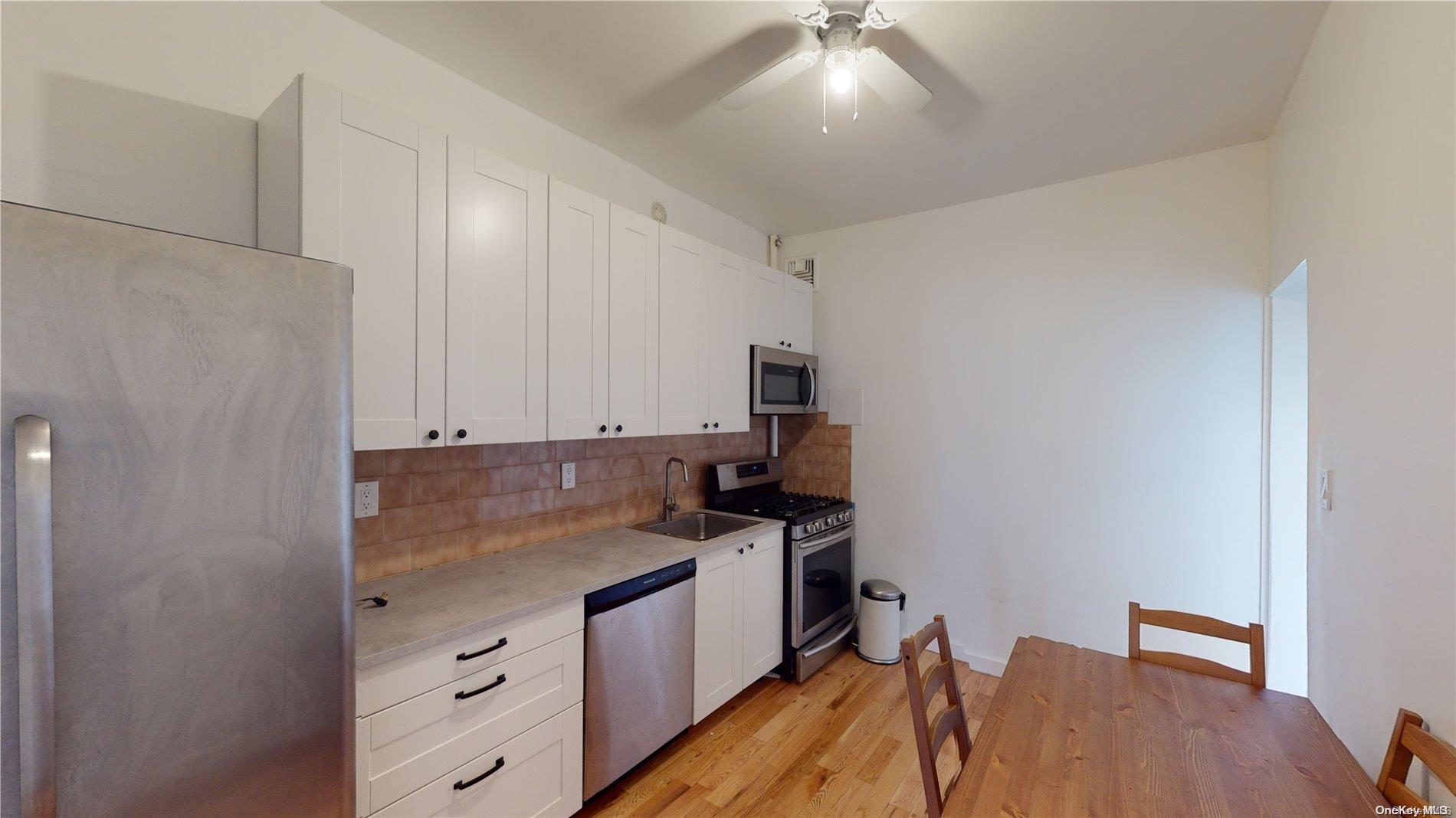 Commercial Sale Sutton  Brooklyn, NY 11222, MLS-L3532626-4