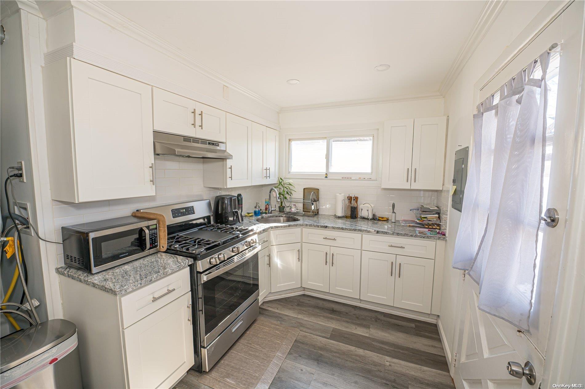 Single Family William  Suffolk County, NY 11726, MLS-L3532684-8