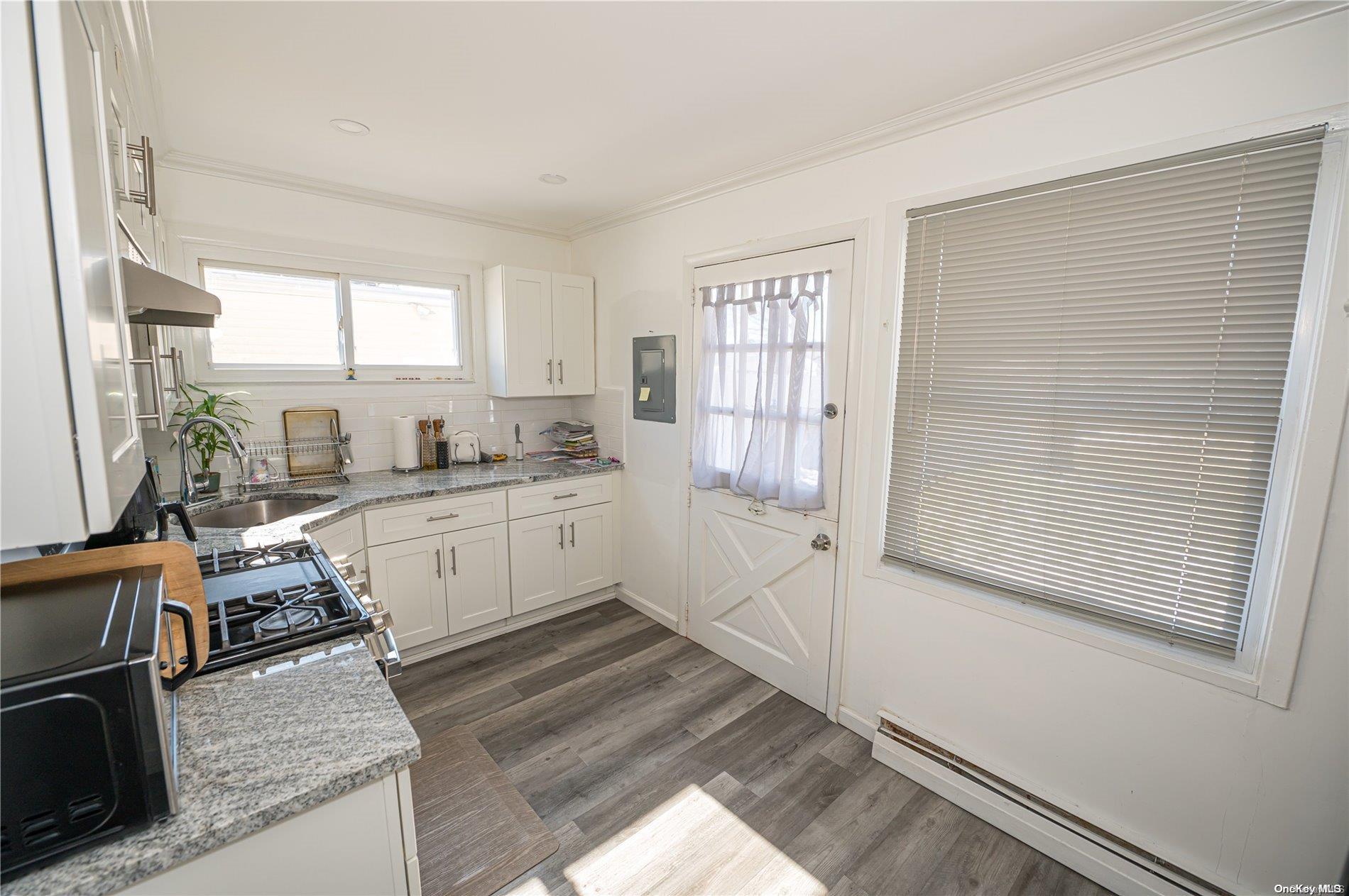 Single Family William  Suffolk County, NY 11726, MLS-L3532684-9