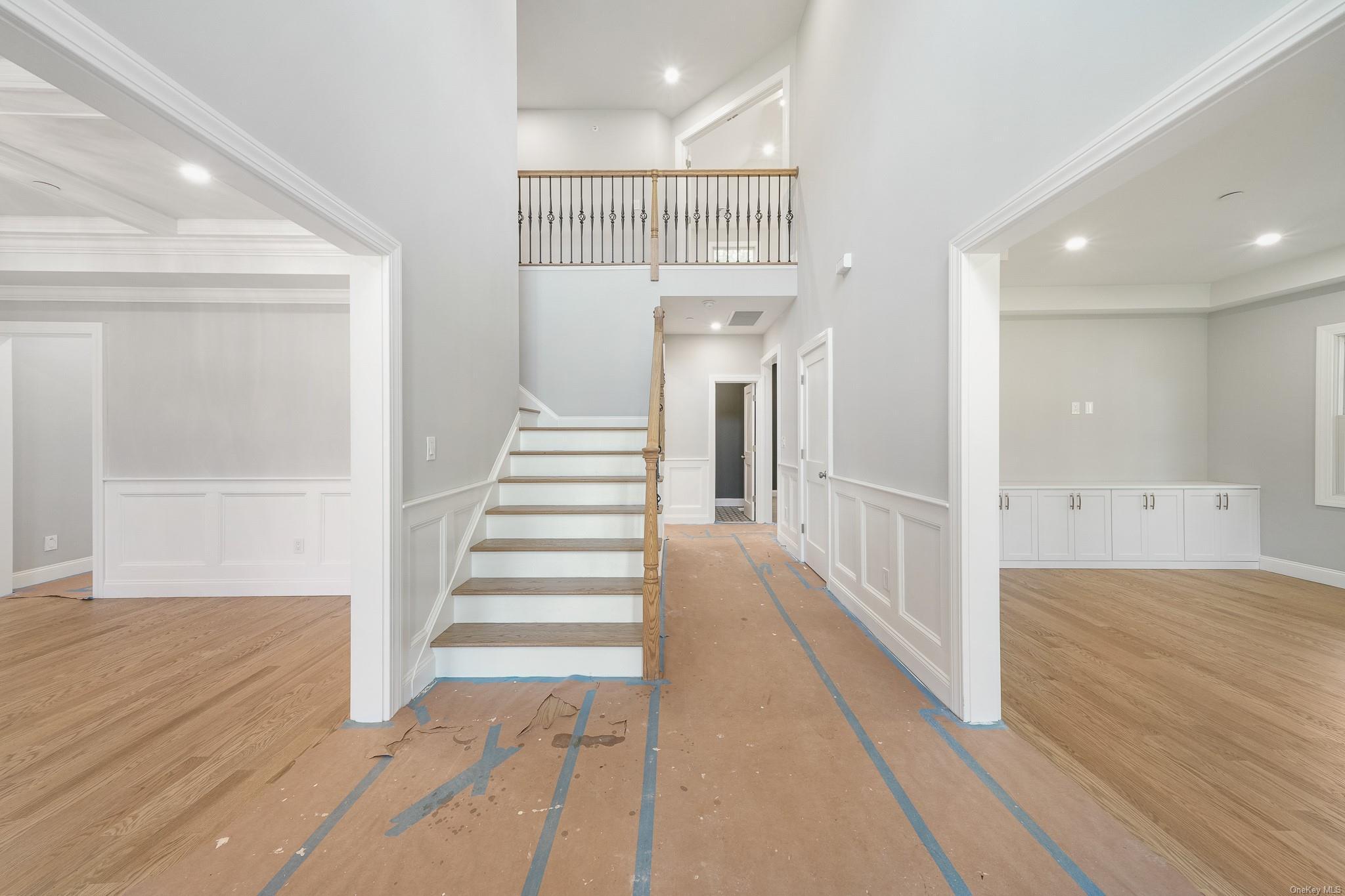 Single Family Laurel  Nassau County, NY 11560, MLS-L3532950-3