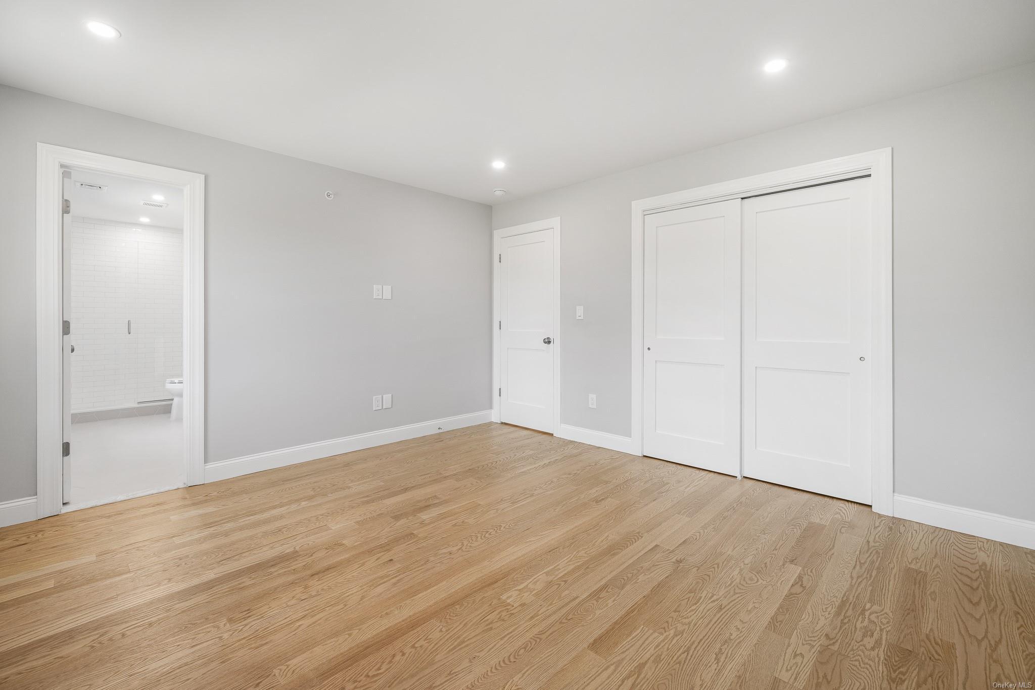 Single Family Laurel  Nassau County, NY 11560, MLS-L3532950-31