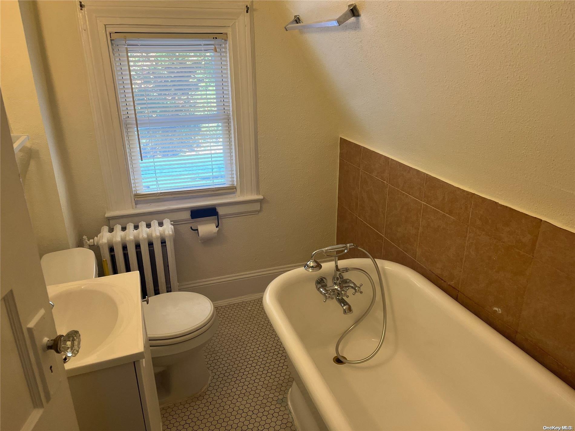 Single Family 85th  Queens, NY 11421, MLS-L3532996-16