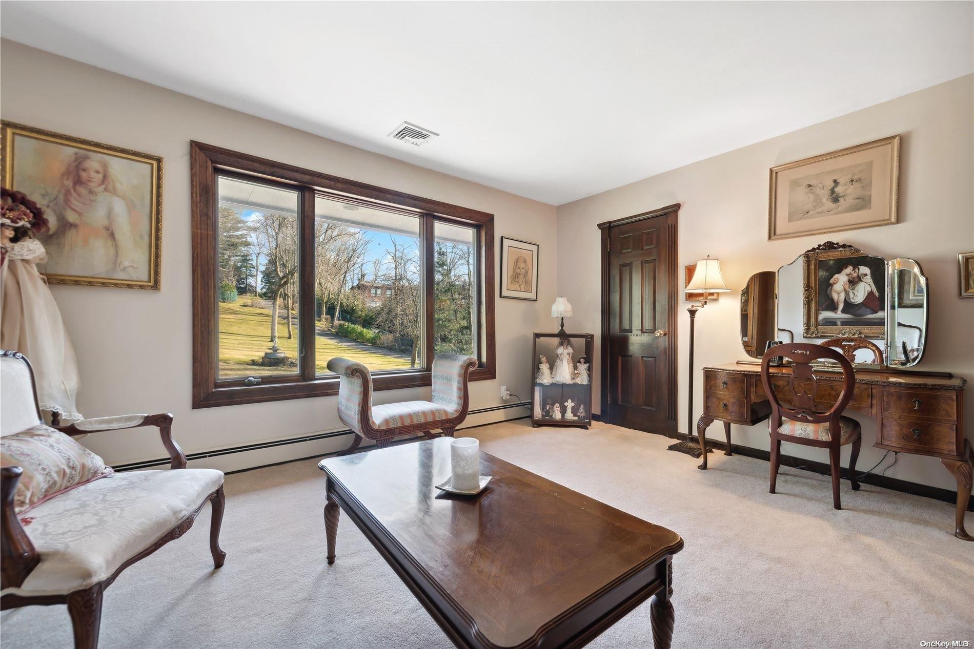 Single Family Messenger  Nassau County, NY 11050, MLS-L3533401-22