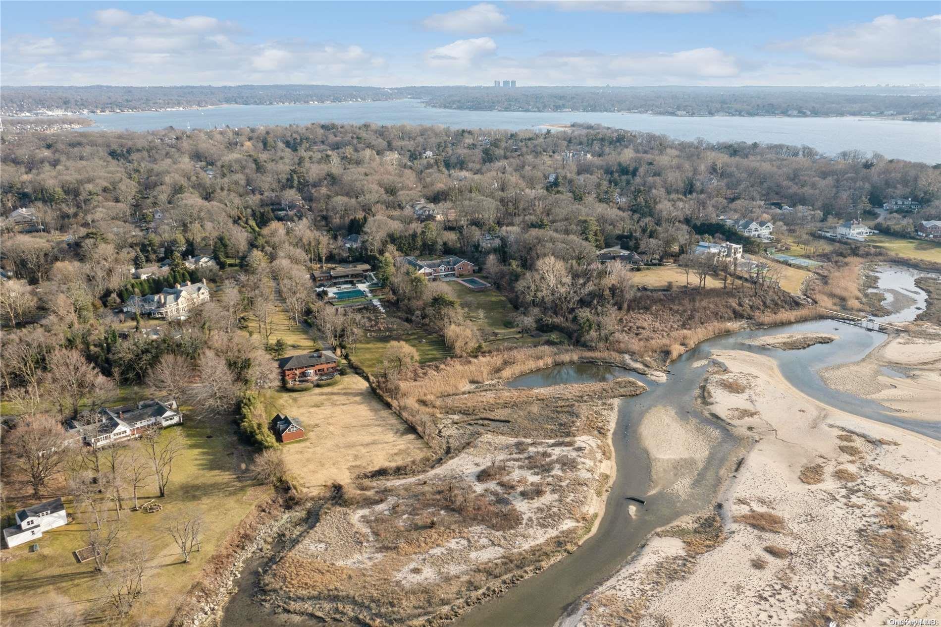 Single Family Messenger  Nassau County, NY 11050, MLS-L3533401-32