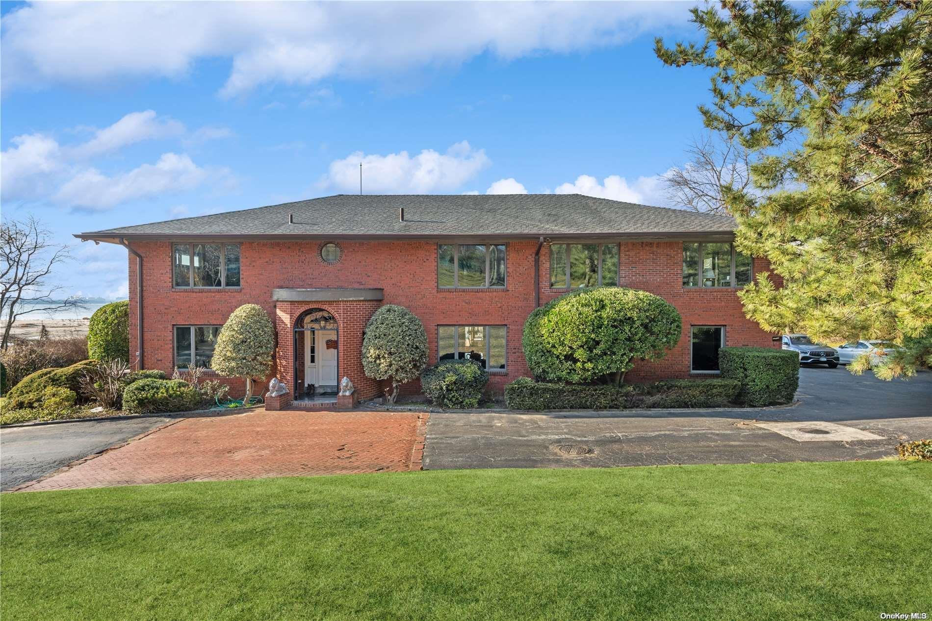 Single Family Messenger  Nassau County, NY 11050, MLS-L3533401-4