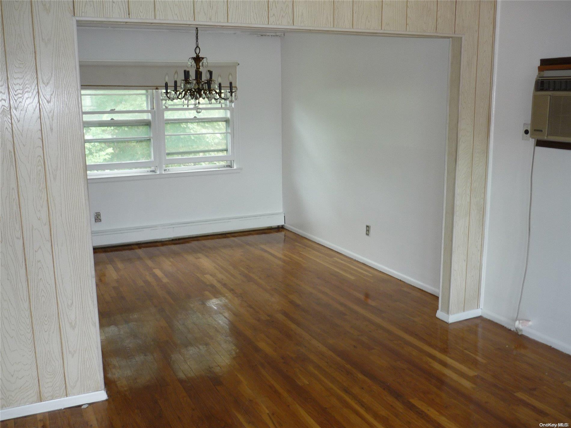 Single Family Grand  Nassau County, NY 11510, MLS-L3533580-8
