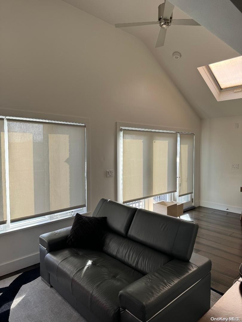 Single Family 95th  Queens, NY 11414, MLS-L3534279-11