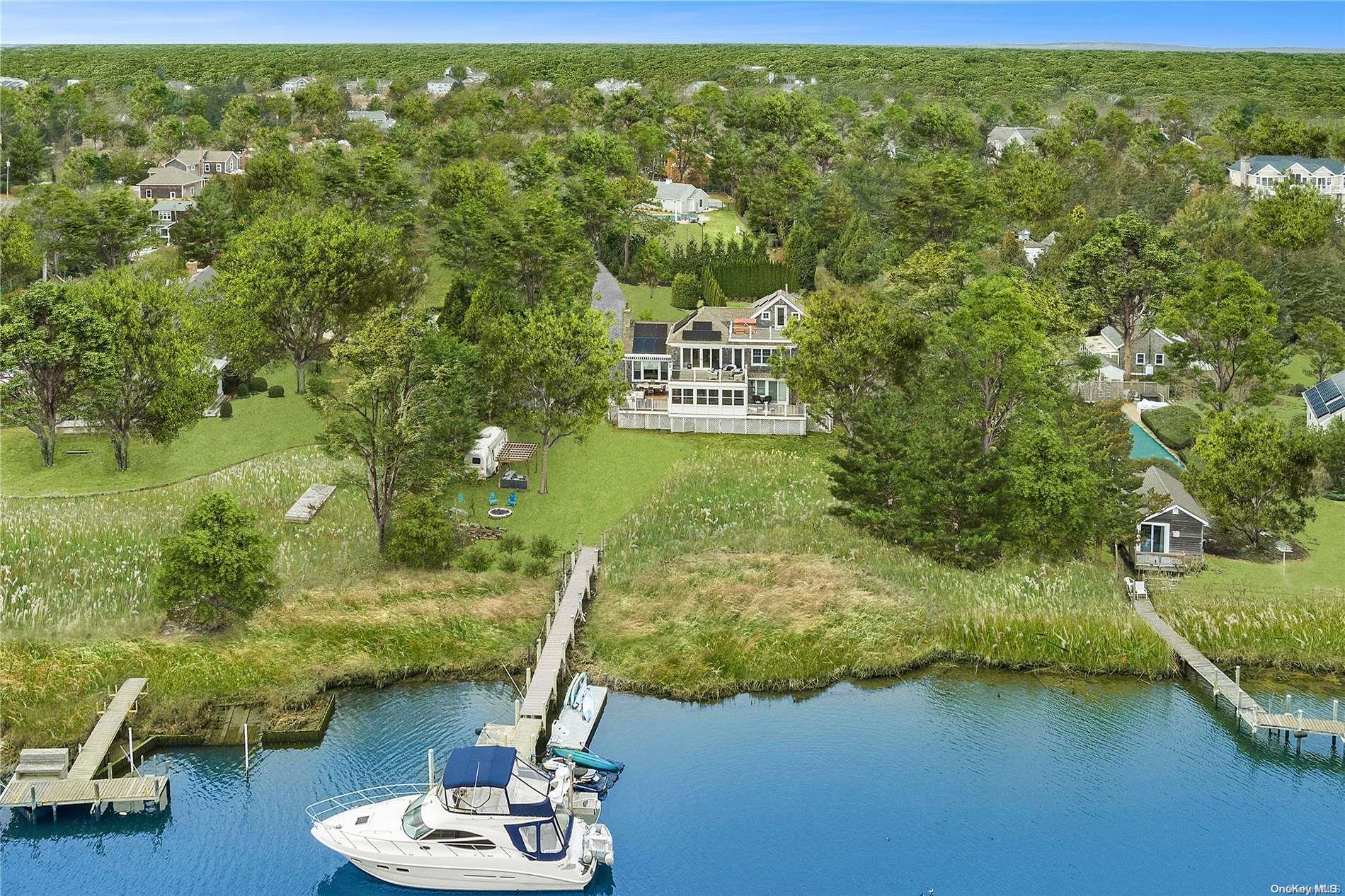 Single Family Honeysuckle  Suffolk County, NY 11977, MLS-L3534678-2